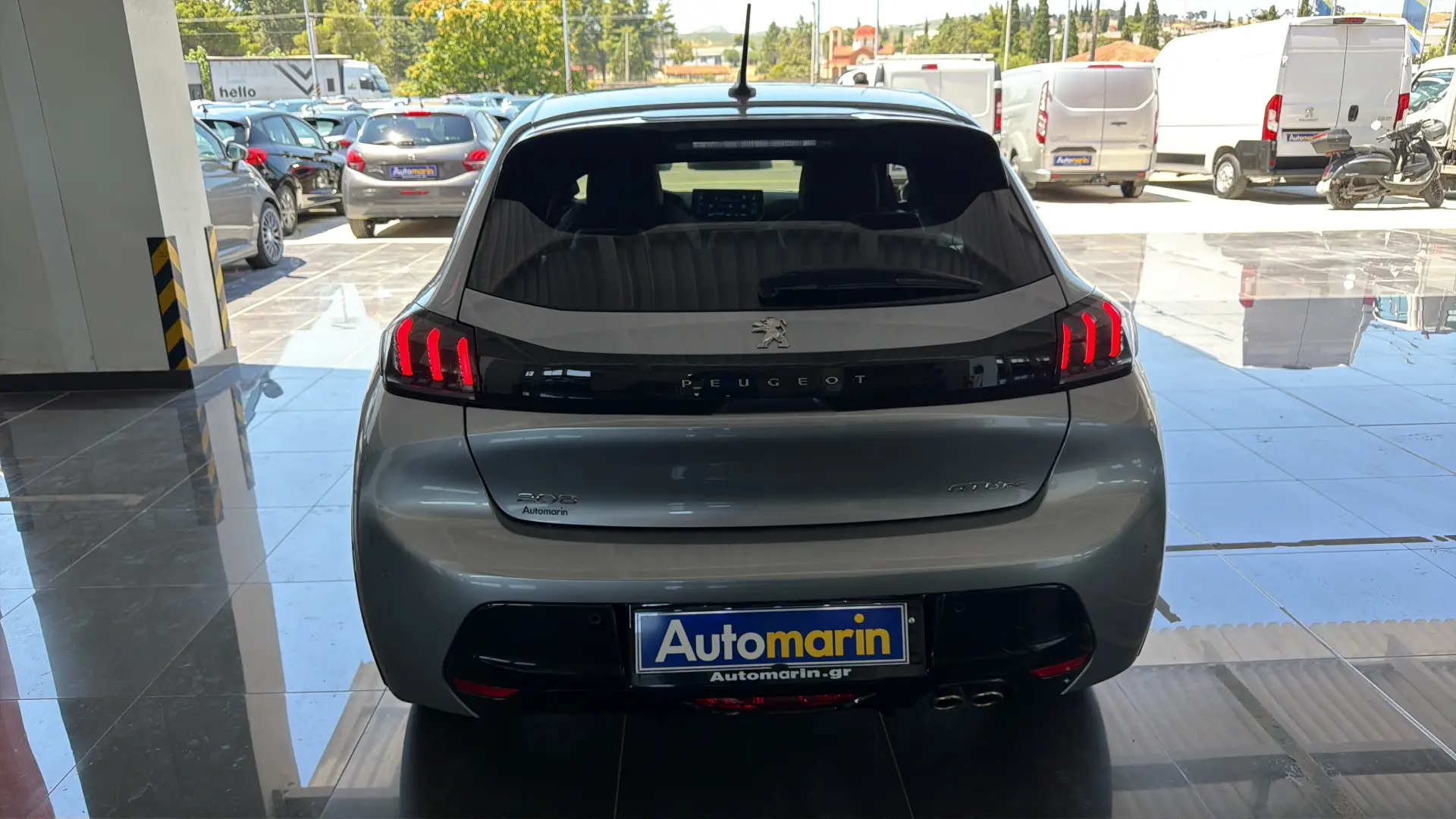 View 5 - Peugeot 208 - 2020