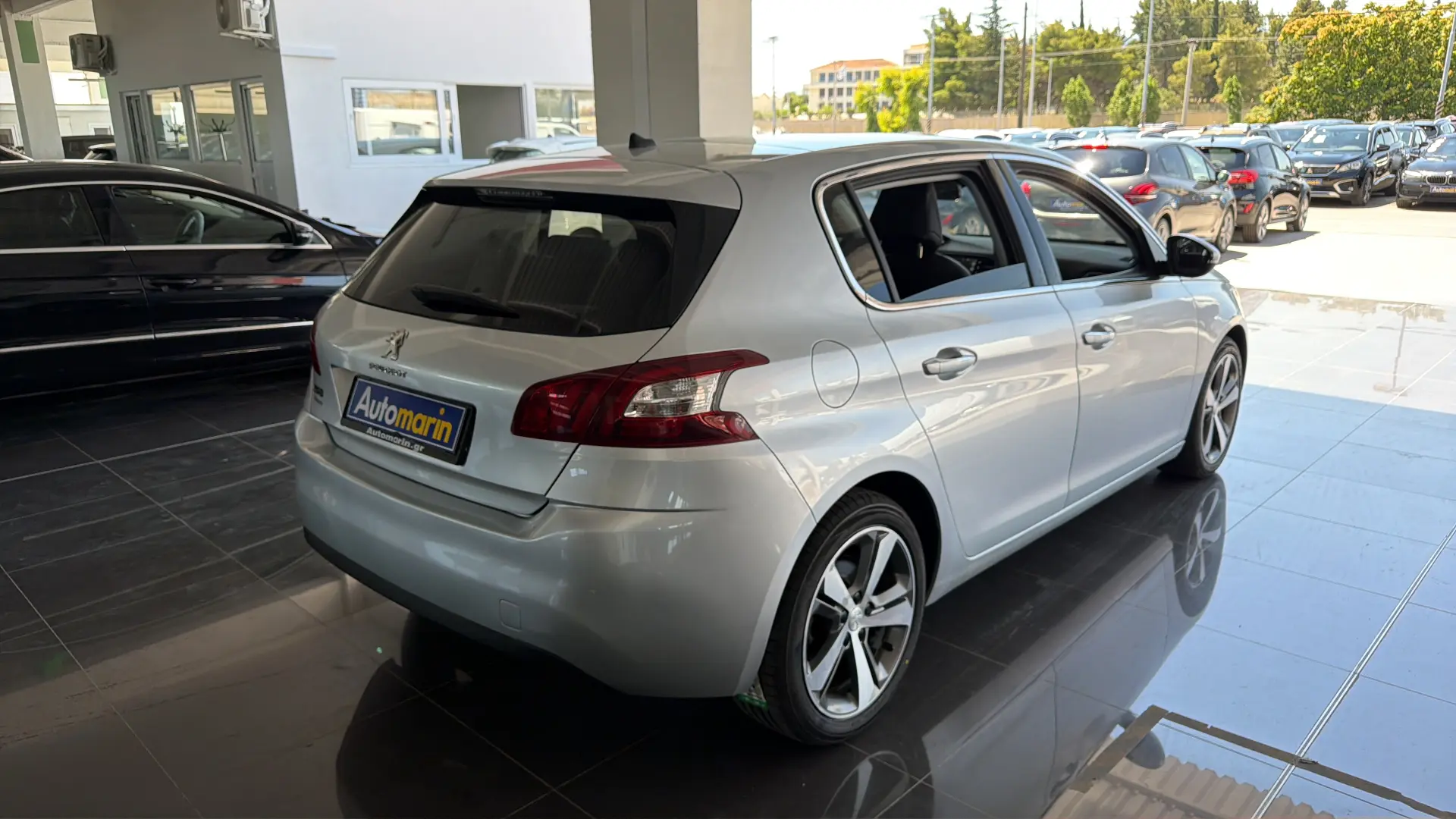 View 4 - Peugeot 308 - 2015