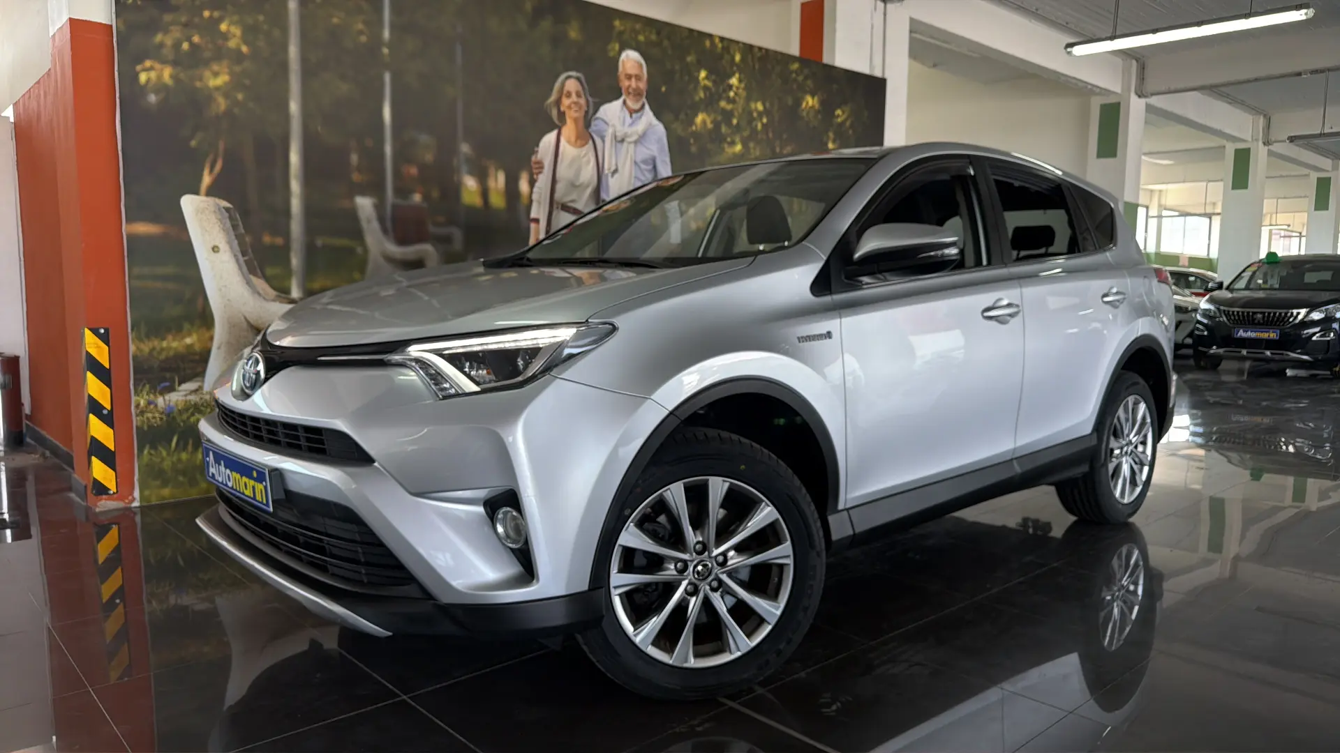 View 1 - Toyota RAV 4 - 2016