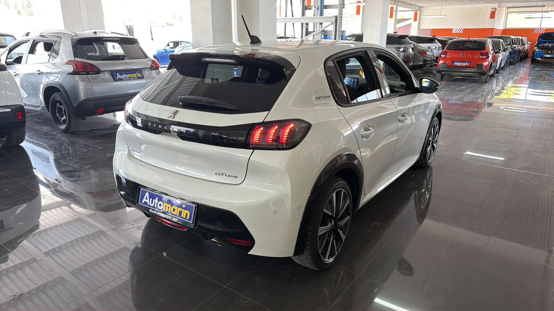 View 4 - Peugeot 208 - 2019