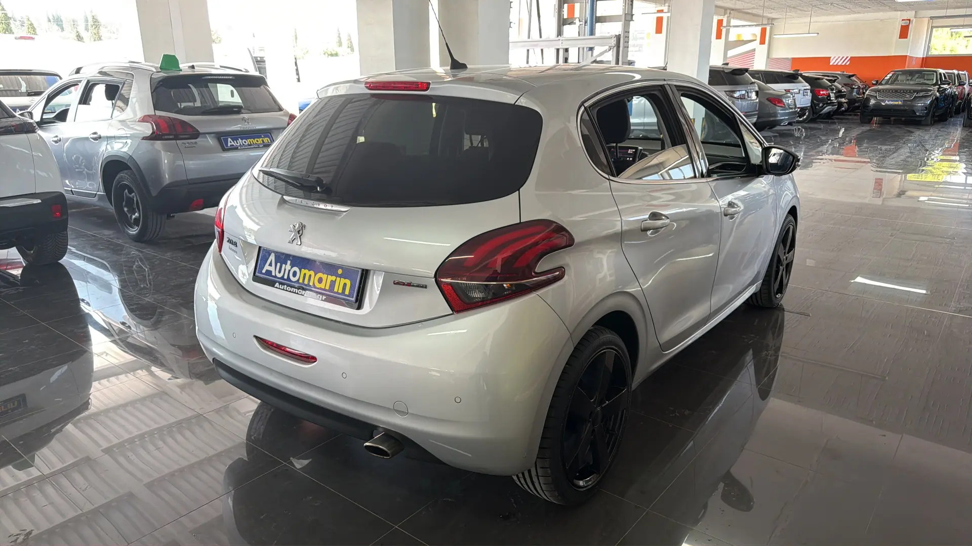 View 4 - Peugeot 208 - 2018