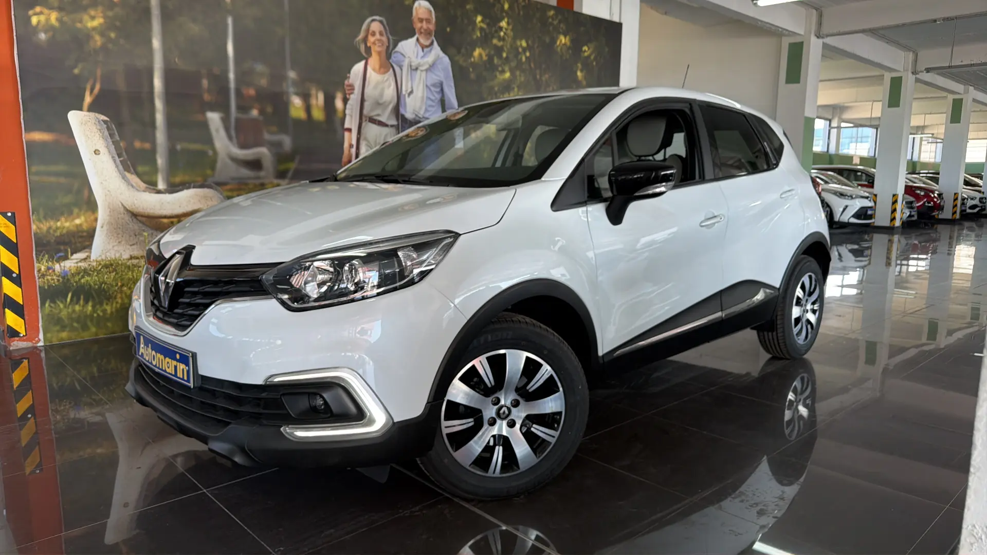 View 1 - Renault Captur - 2017