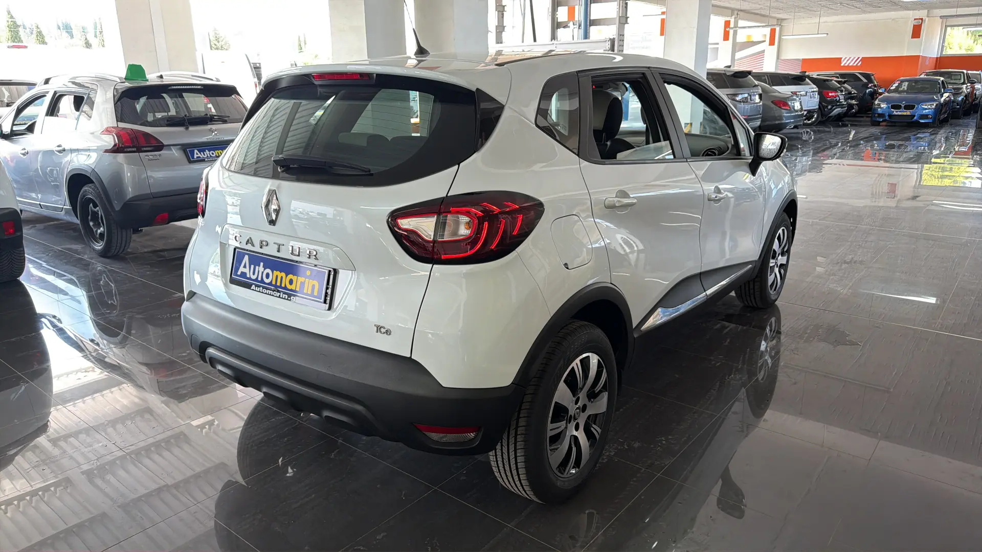 View 4 - Renault Captur - 2017