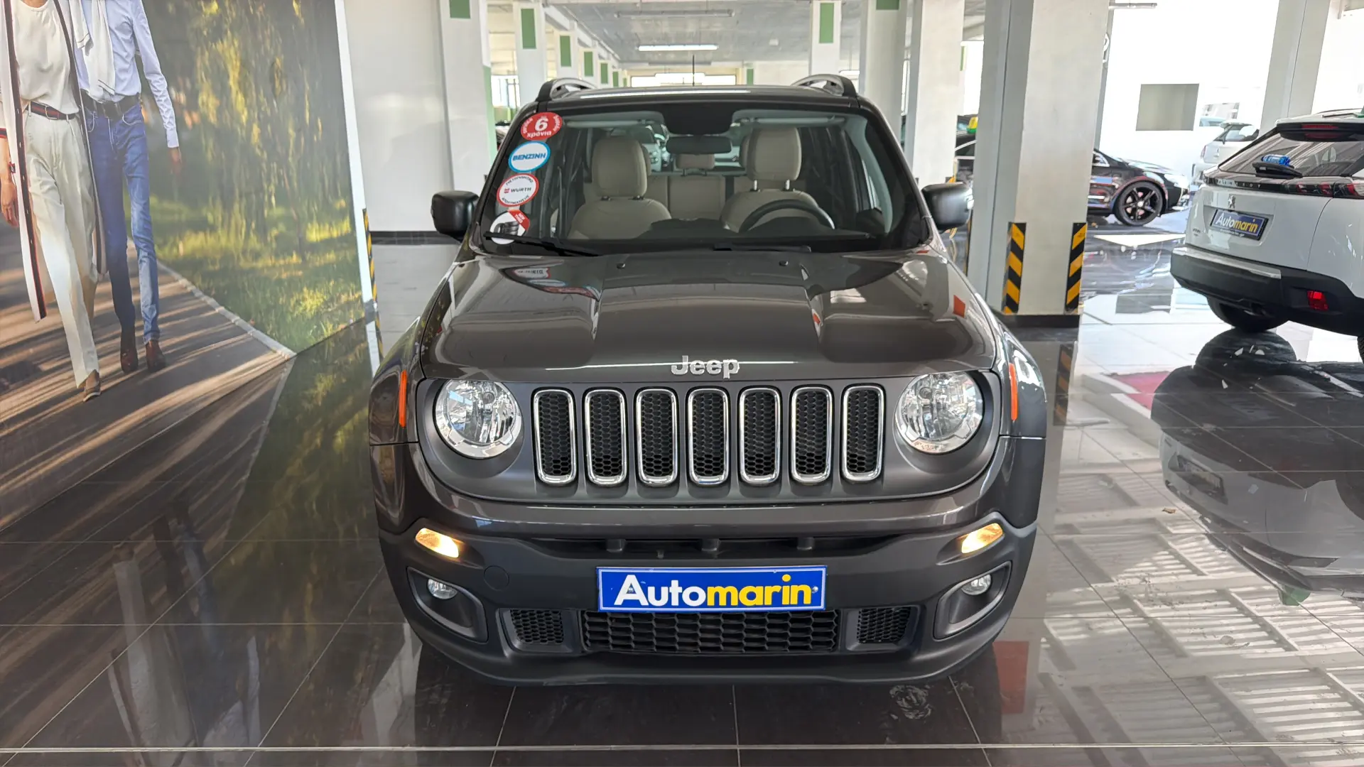 View 2 - Jeep Renegade - 2018