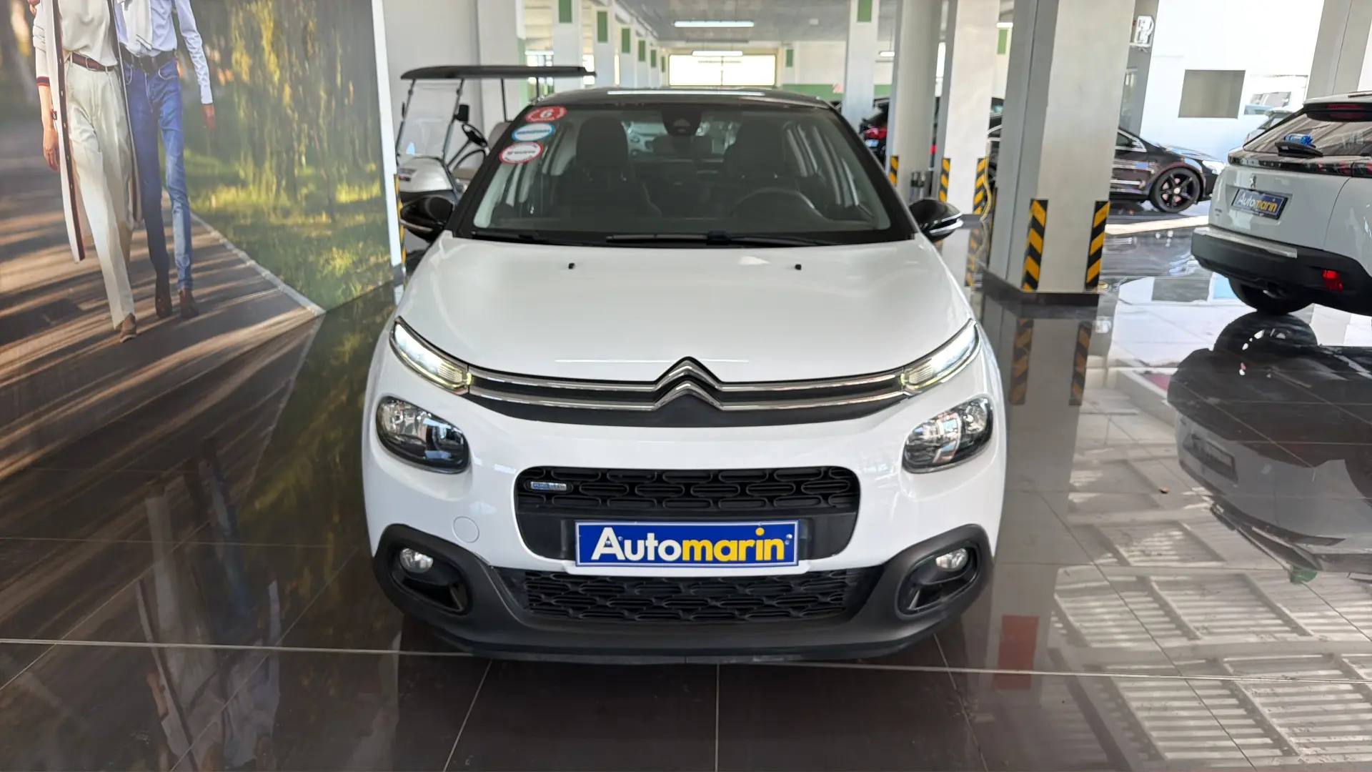 View 2 - Citroen C3 - 2017