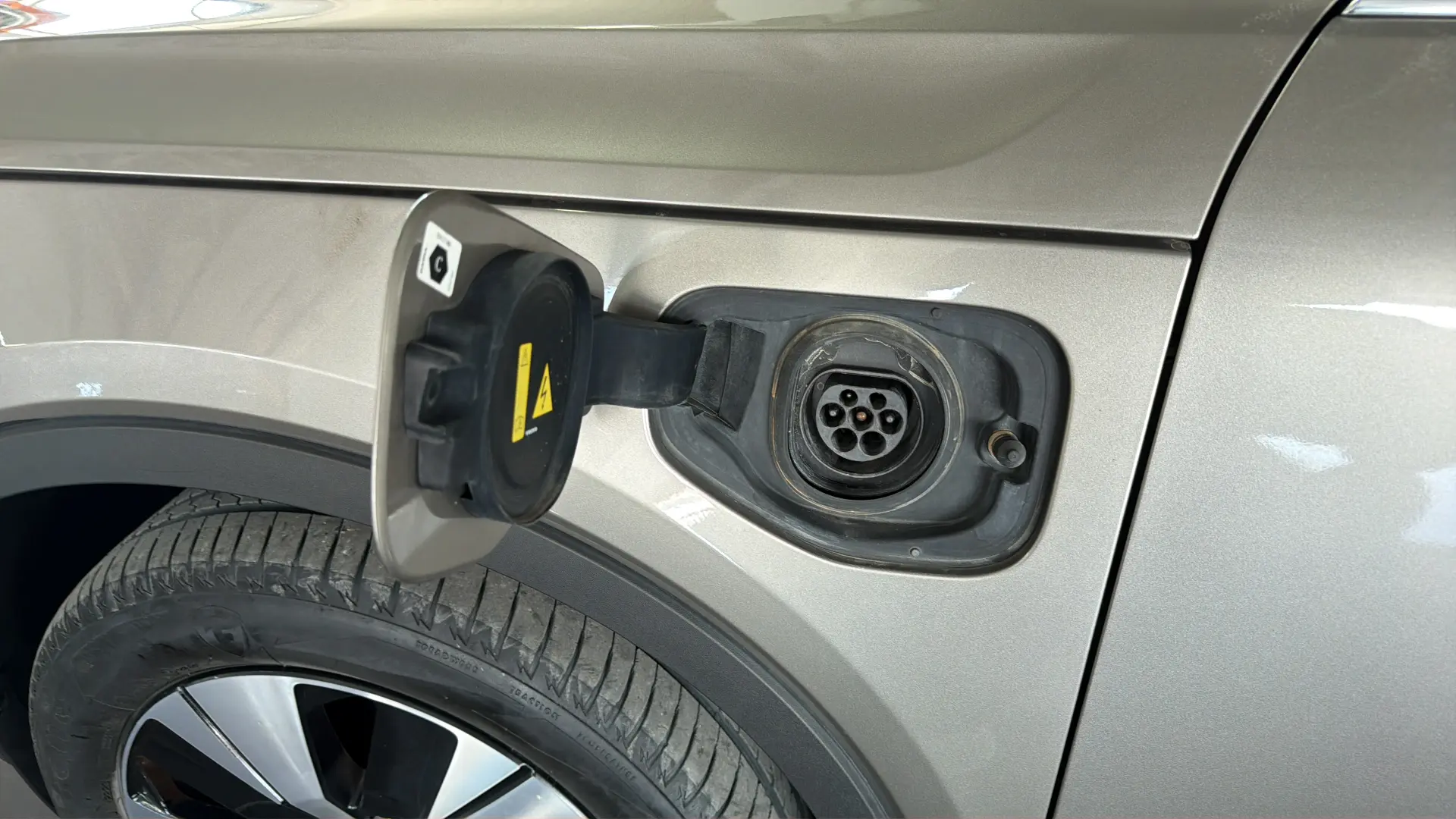 View 5 - Volvo XC40 - 2022
