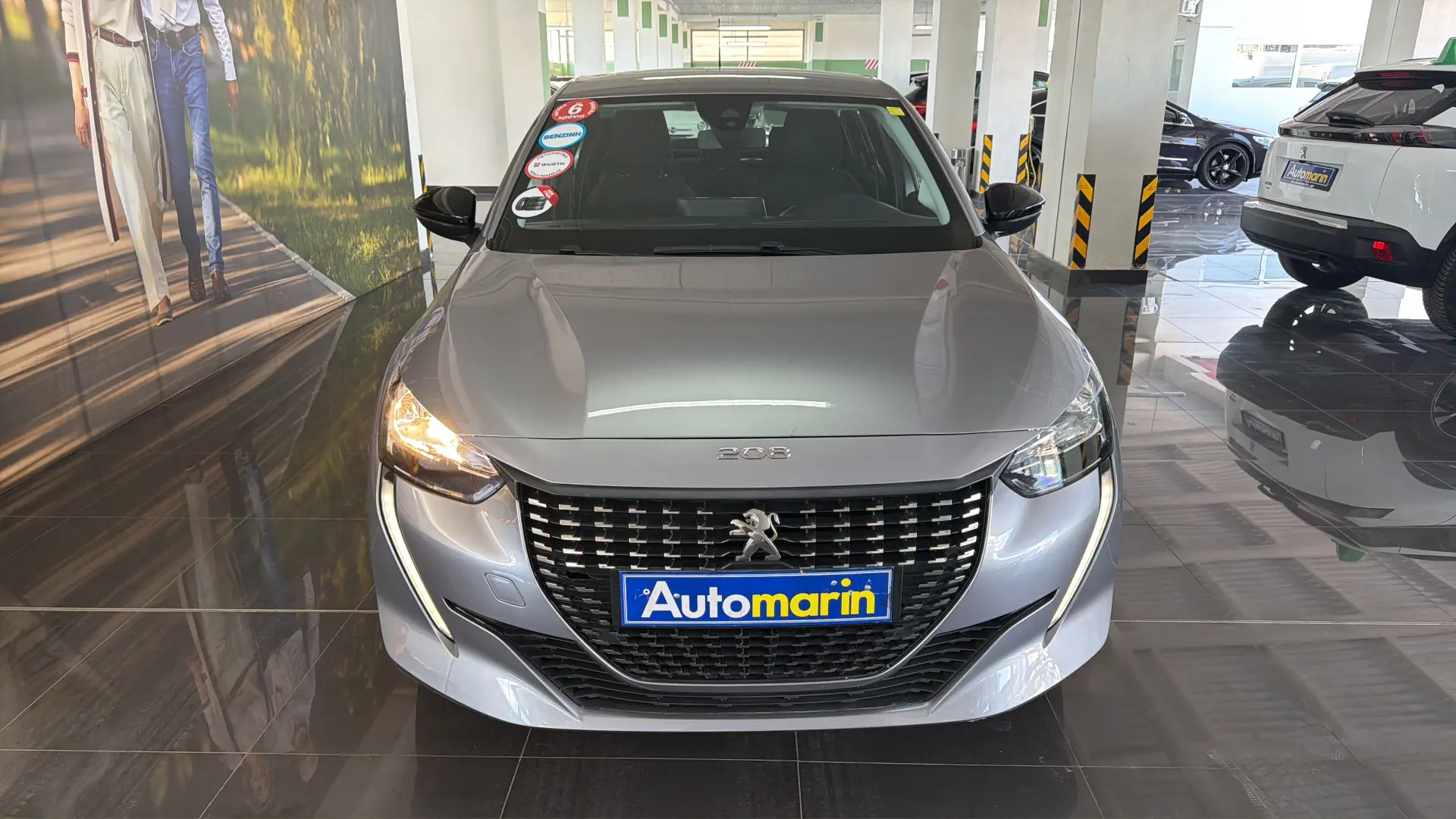 View 2 - Peugeot 208 - 2022