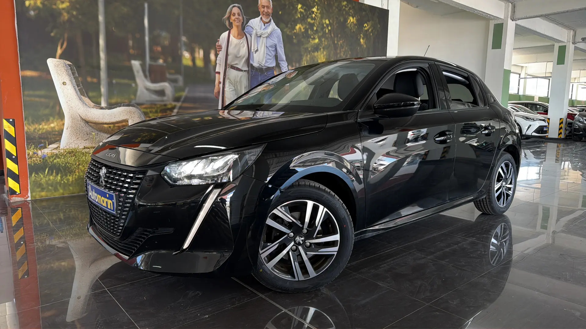 View 1 - Peugeot 208 - 2021