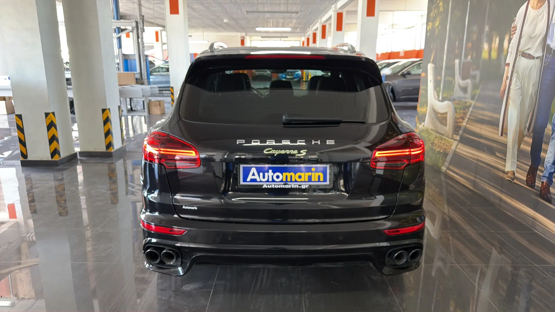 View 5 - Porsche Cayenne - 2015