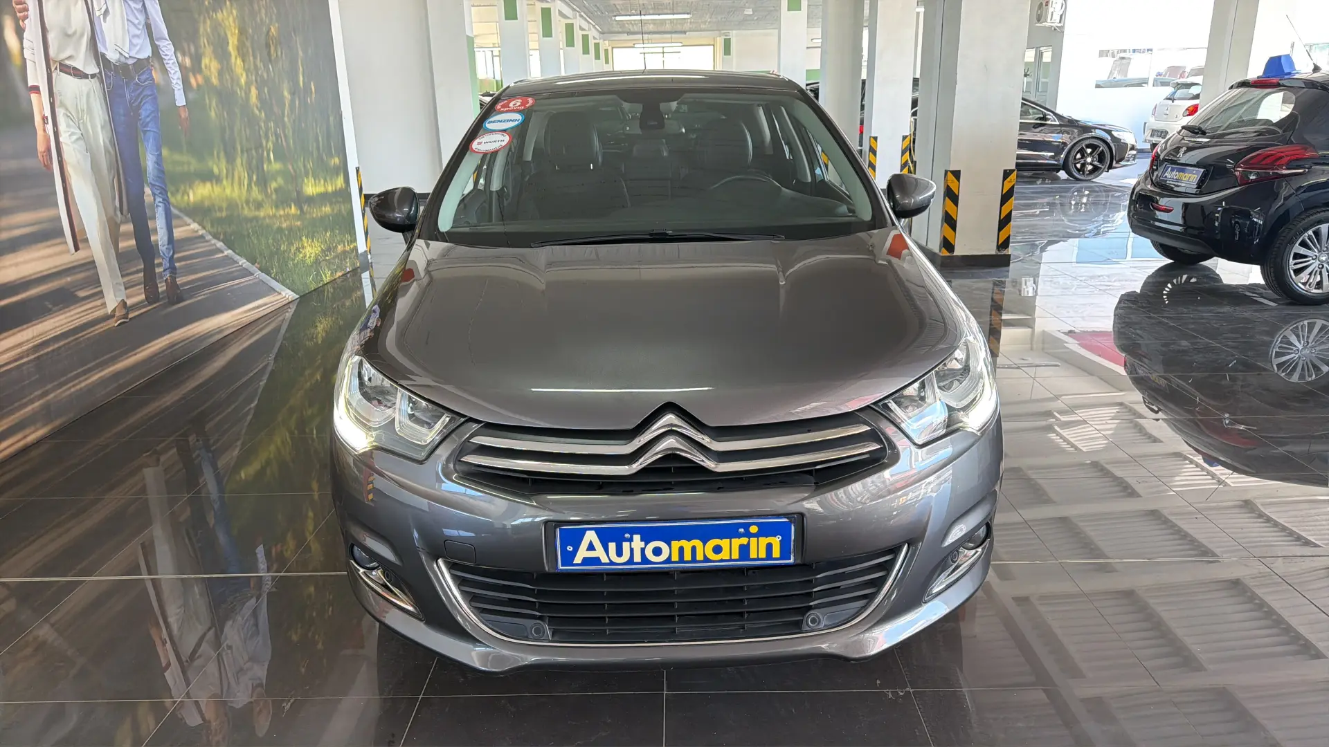 View 2 - Citroen C4 - 2016