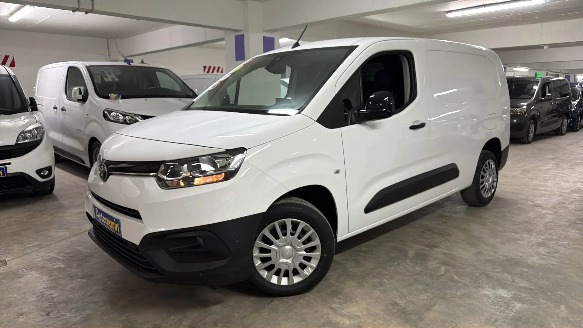 View 1 - Toyota Proace - 2021