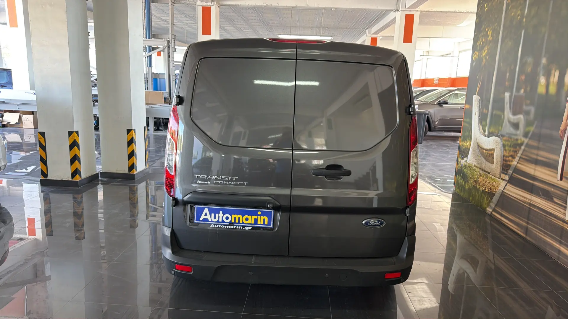 View 5 - Ford Transit - 2019