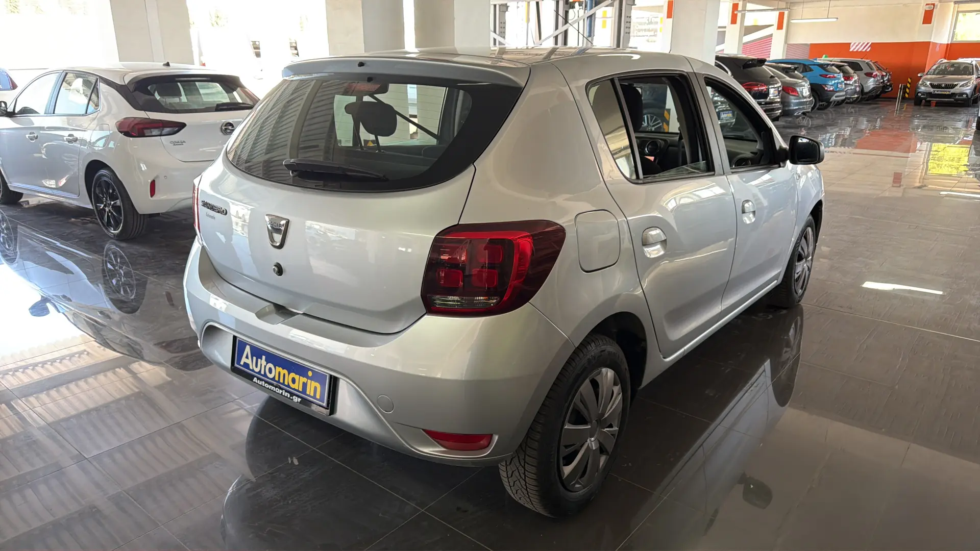 View 4 - Dacia Sandero - 2020