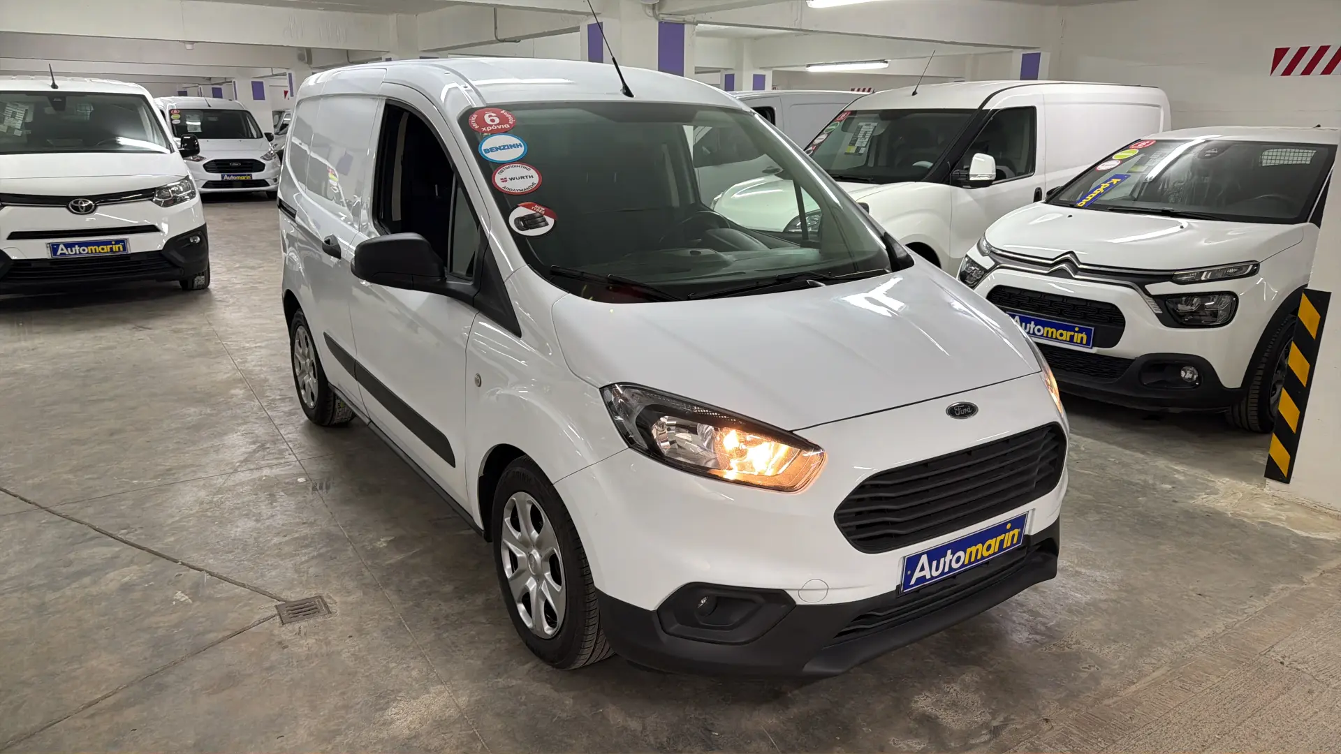 View 3 - Ford Transit - 2022