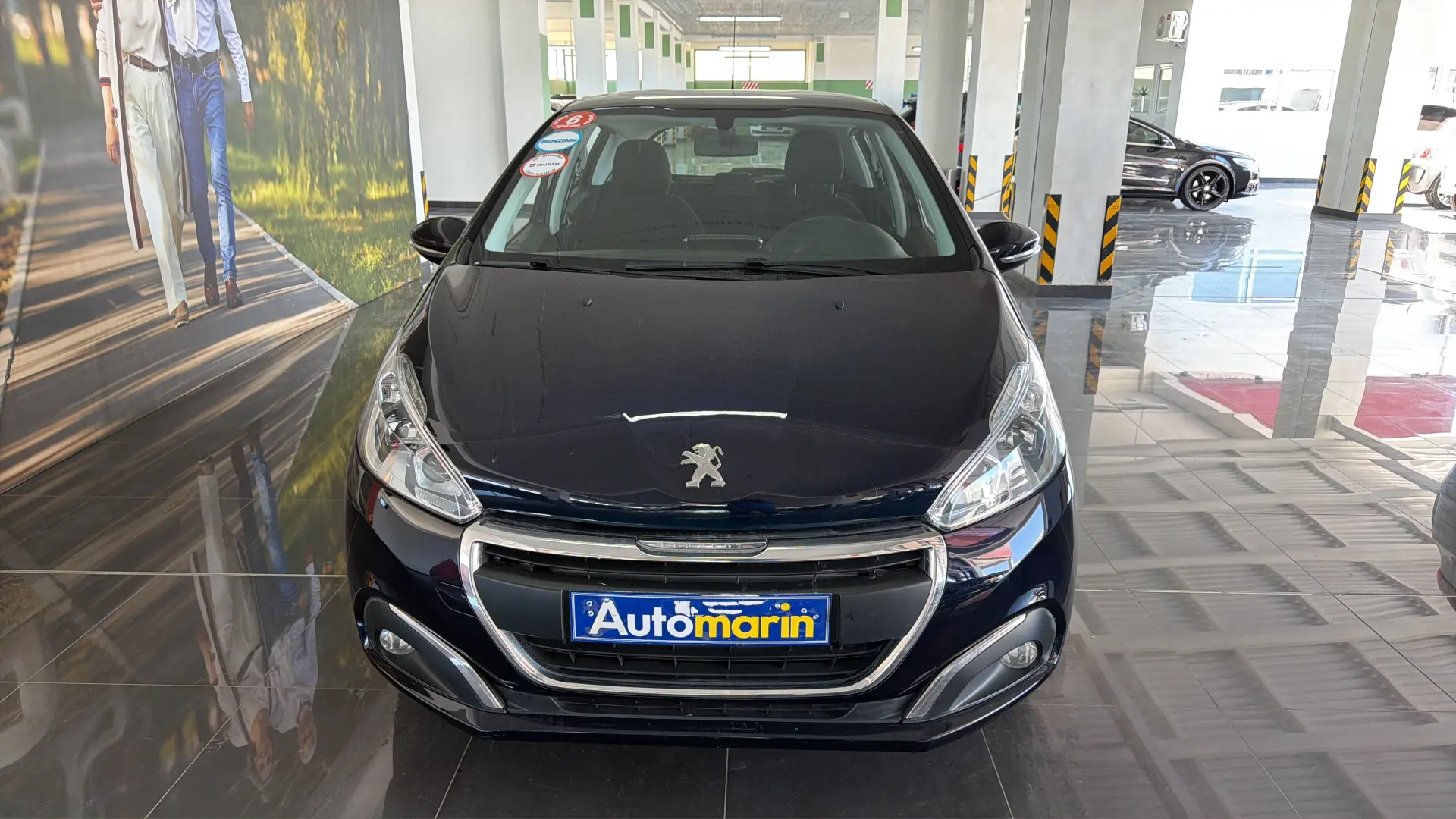 View 2 - Peugeot 208 - 2018