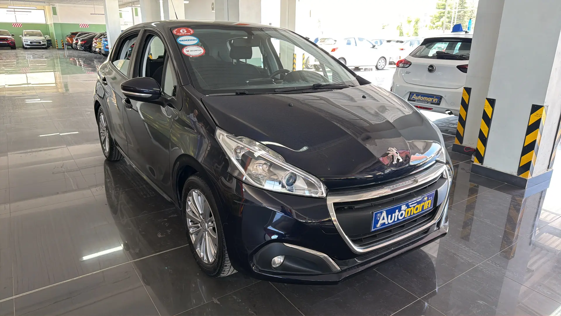 View 3 - Peugeot 208 - 2018