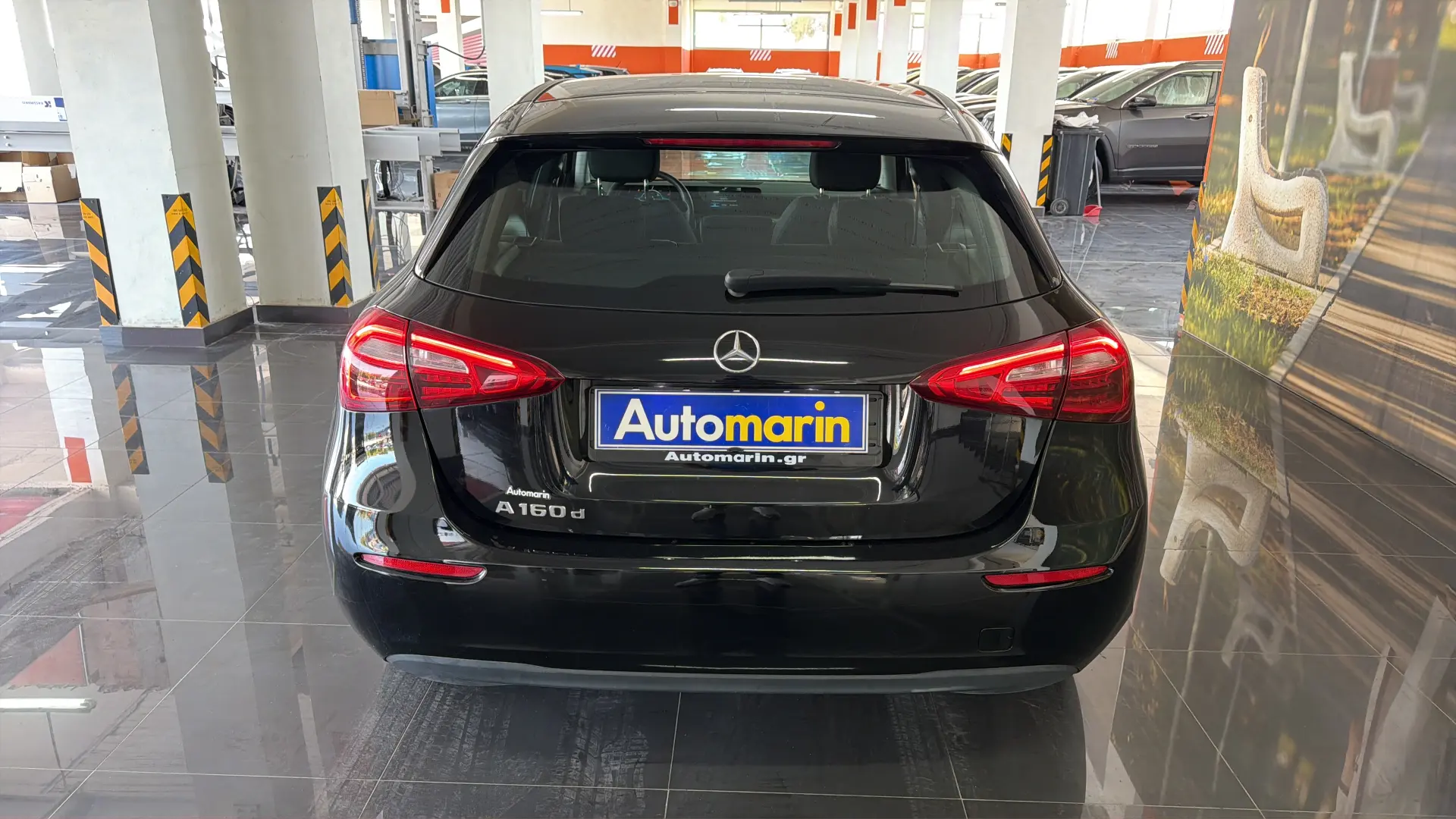 View 5 - Mercedes-Benz A 160 - 2021
