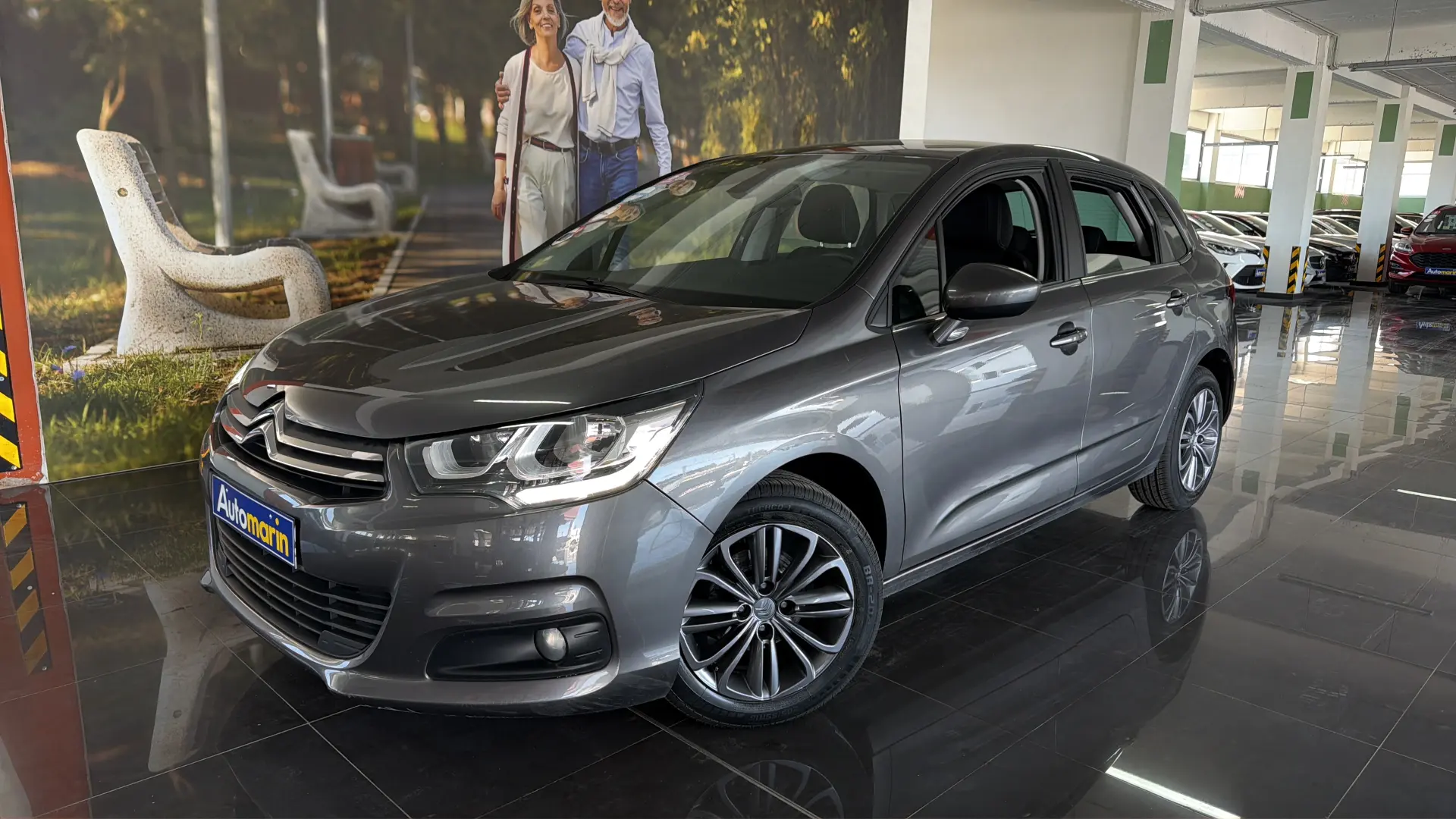 View 1 - Citroen C4 - 2015