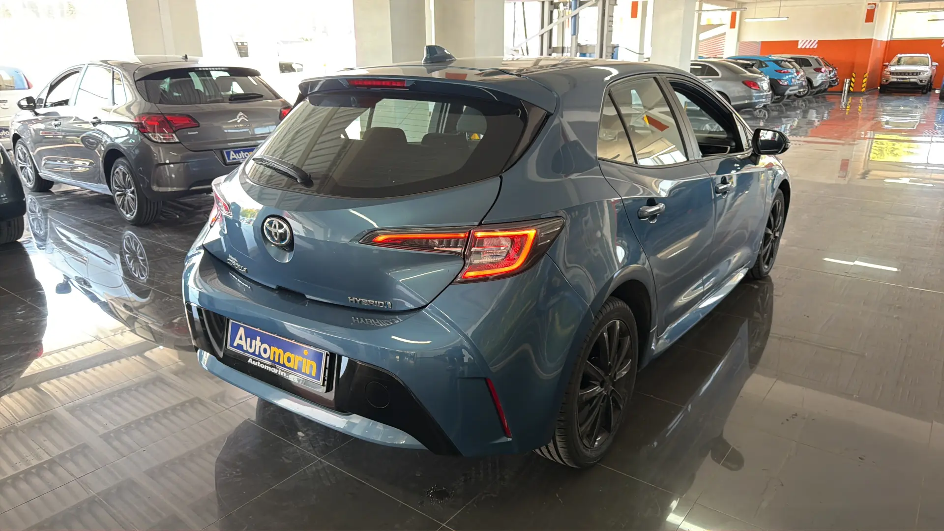 View 4 - Toyota Corolla - 2021