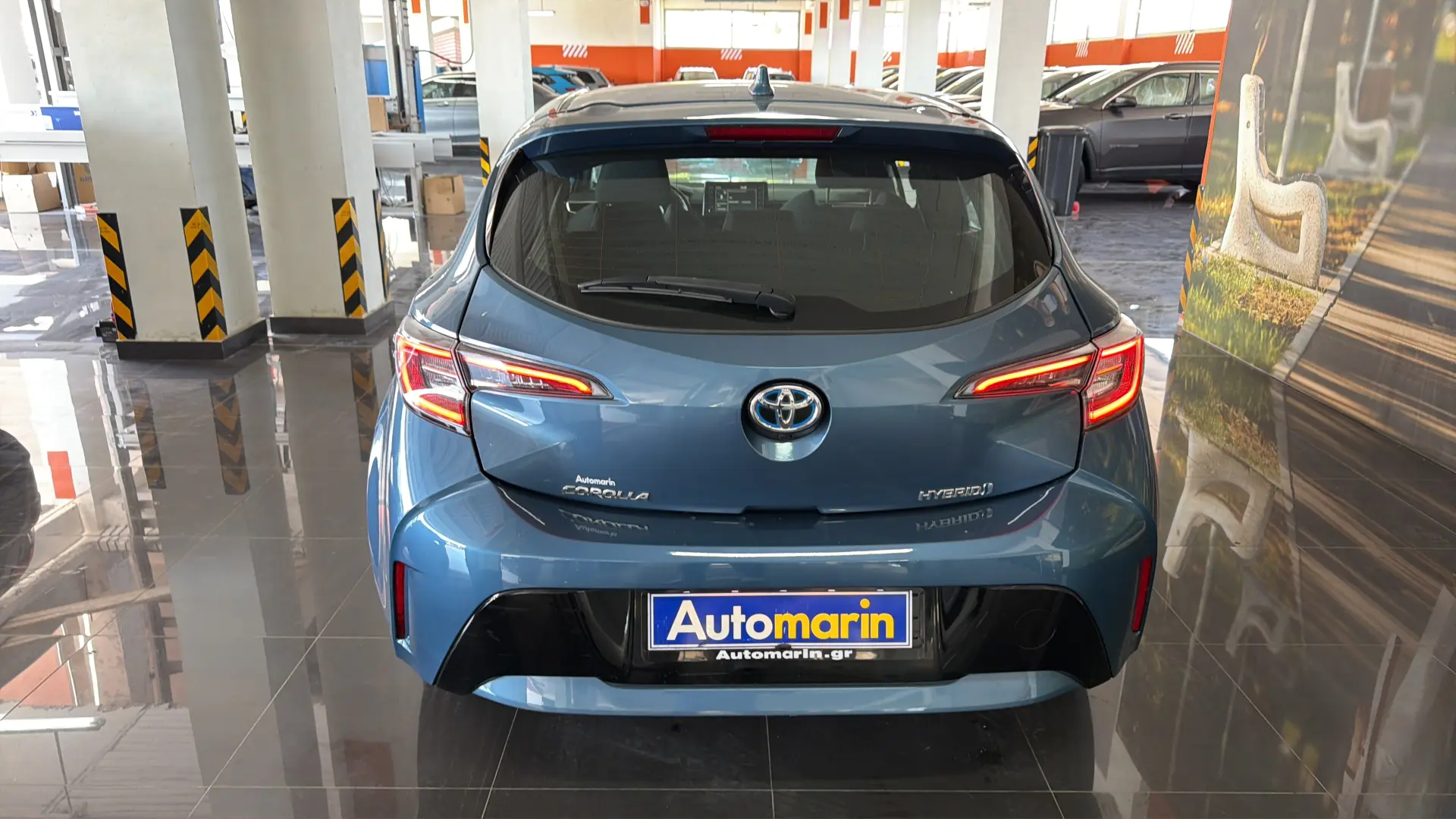 View 5 - Toyota Corolla - 2021