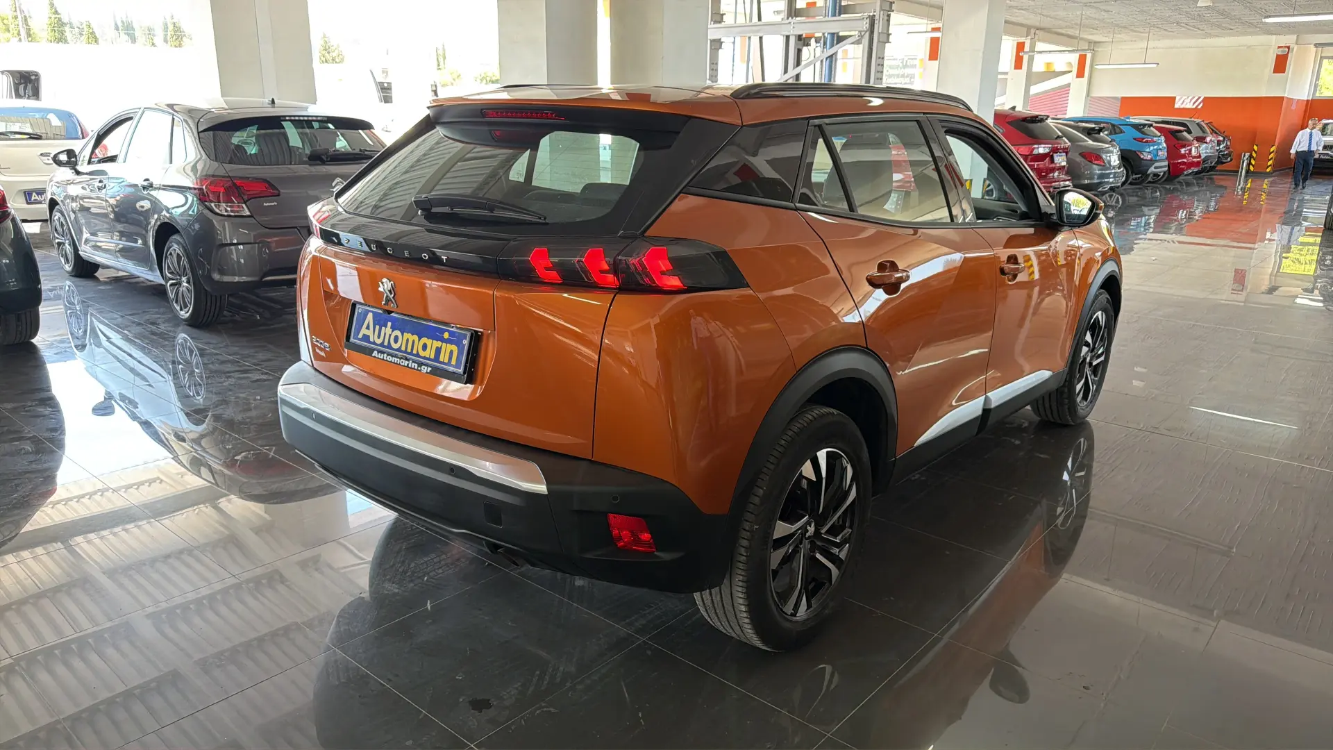View 4 - Peugeot 2008 - 2020