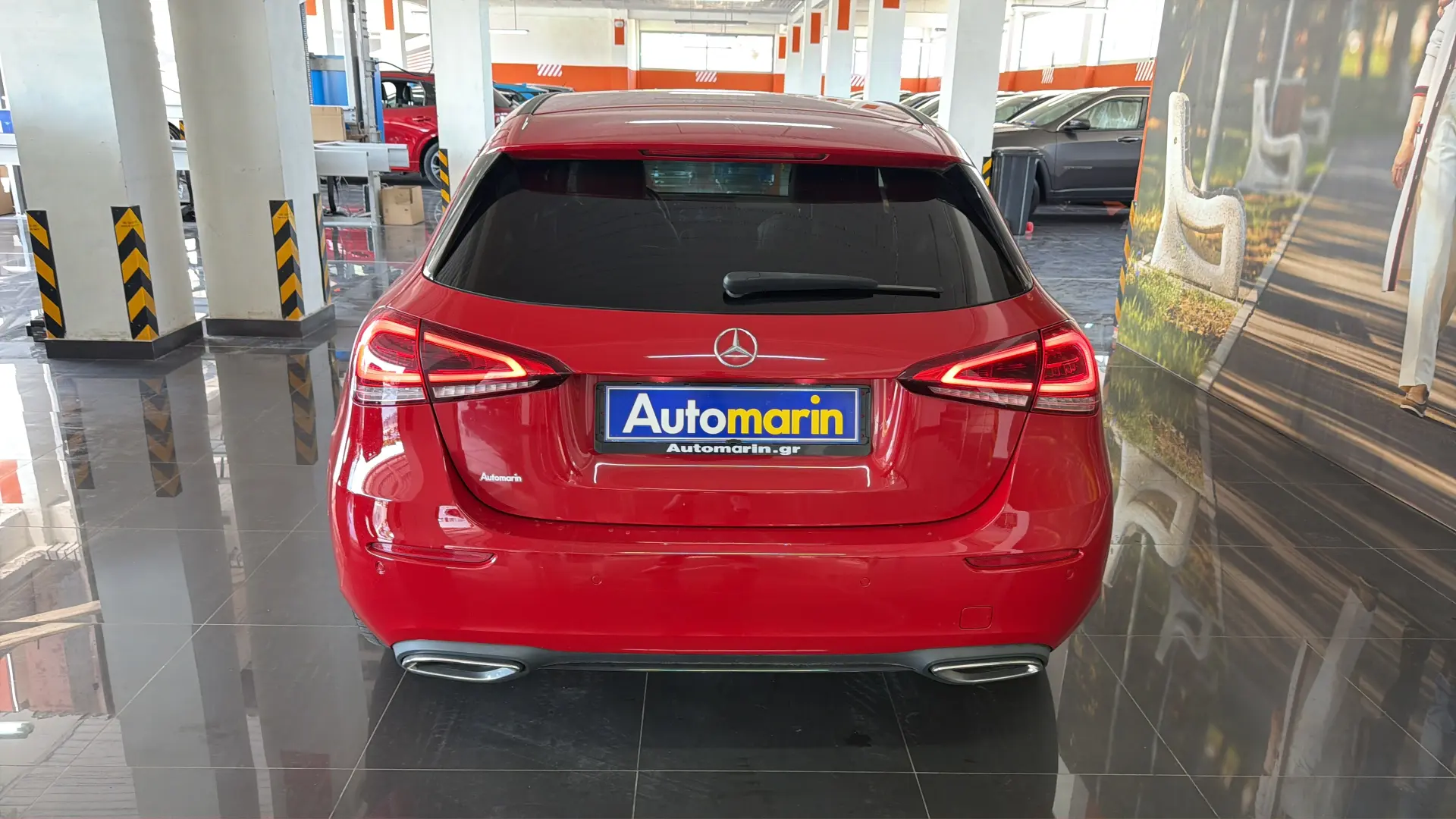 View 5 - Mercedes-Benz A 180 - 2018