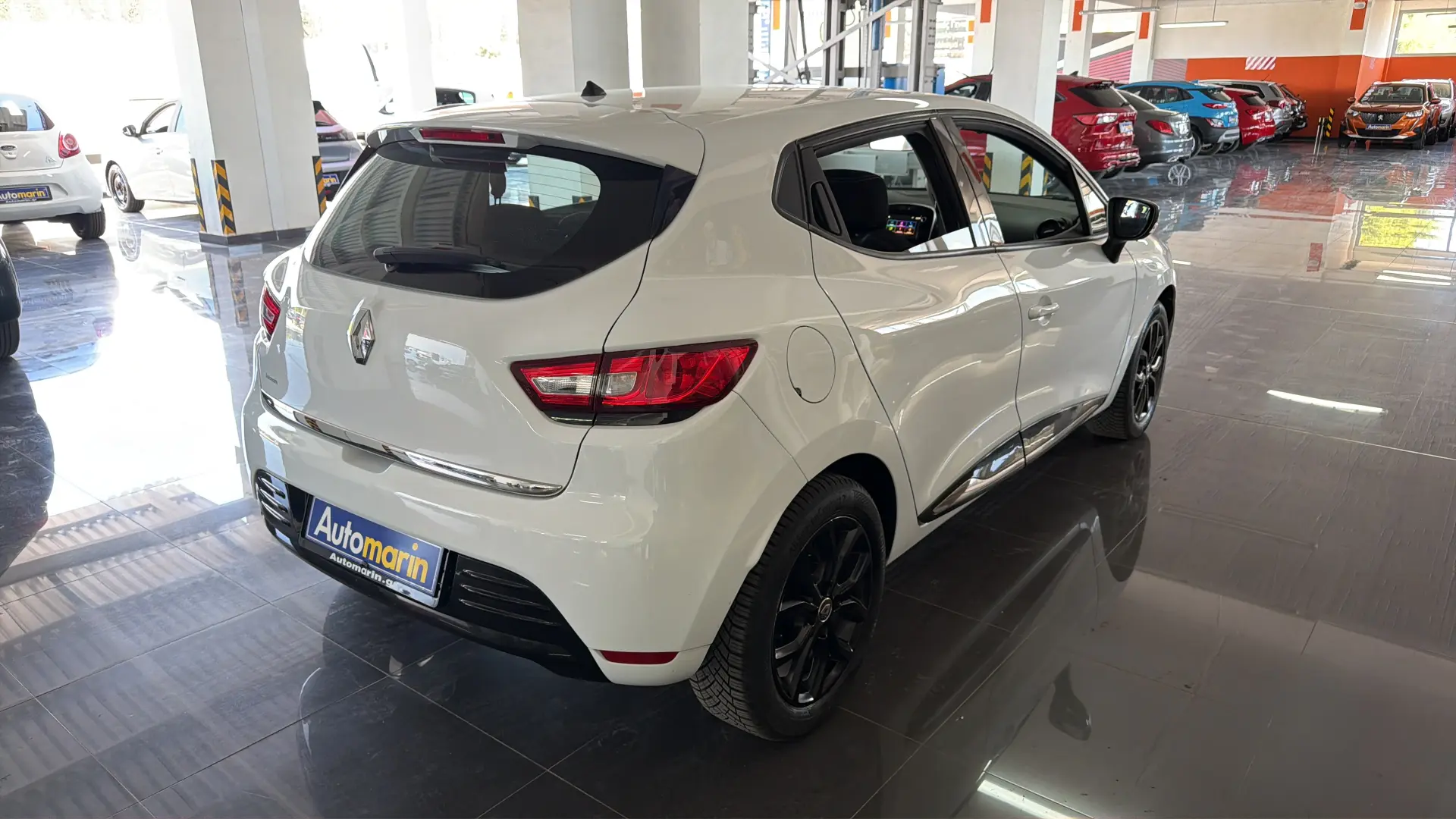 View 4 - Renault Clio - 2020