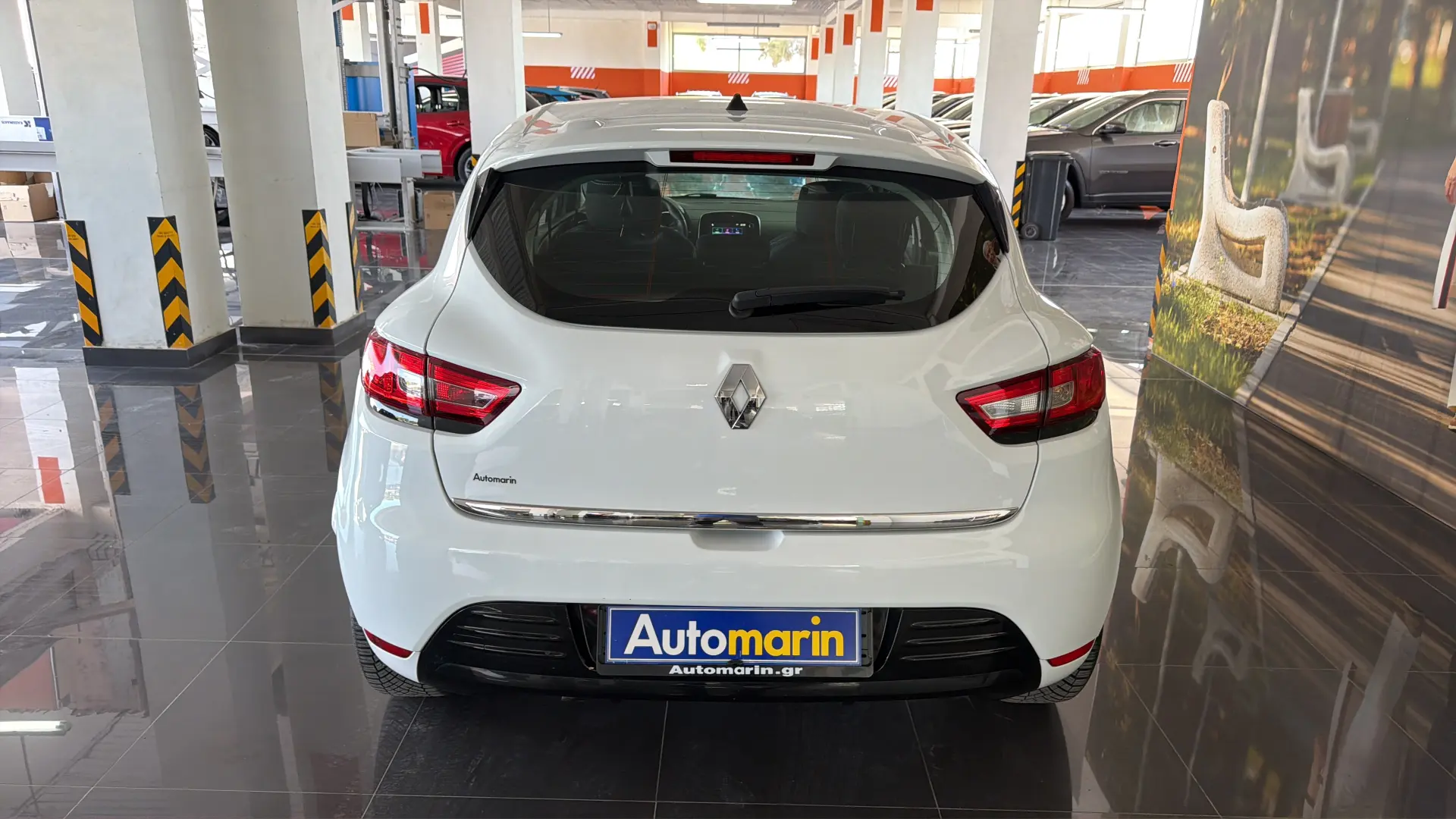 View 5 - Renault Clio - 2020