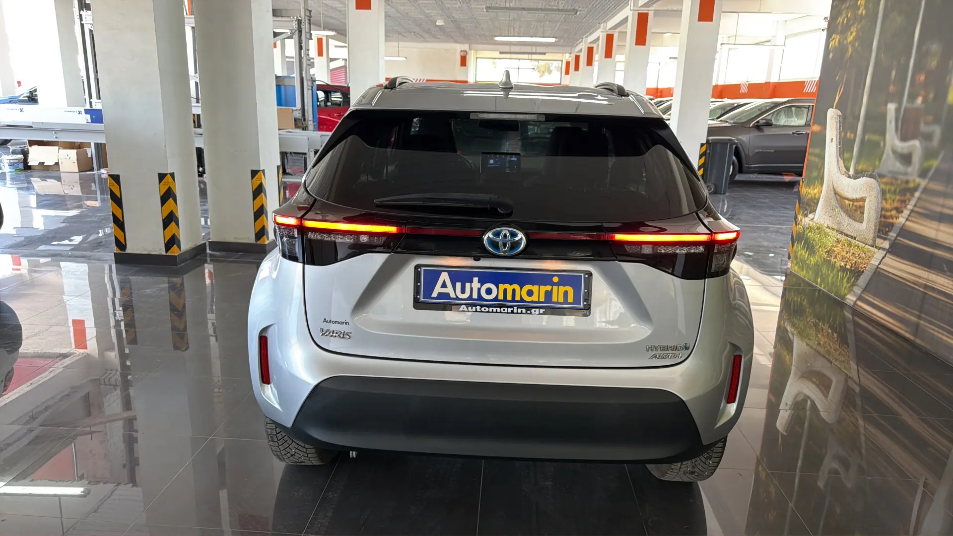 View 5 - Toyota Yaris Cross - 2023