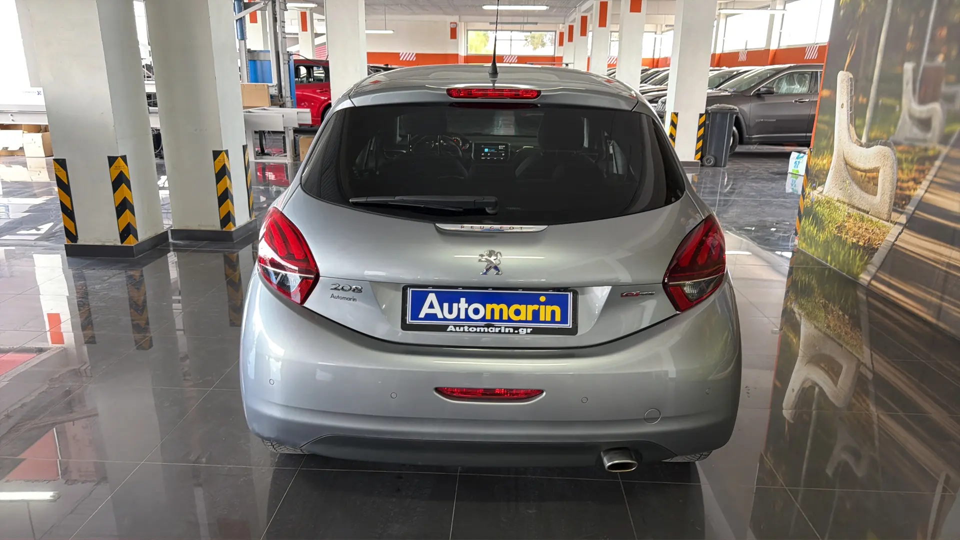 View 5 - Peugeot 208 - 2019