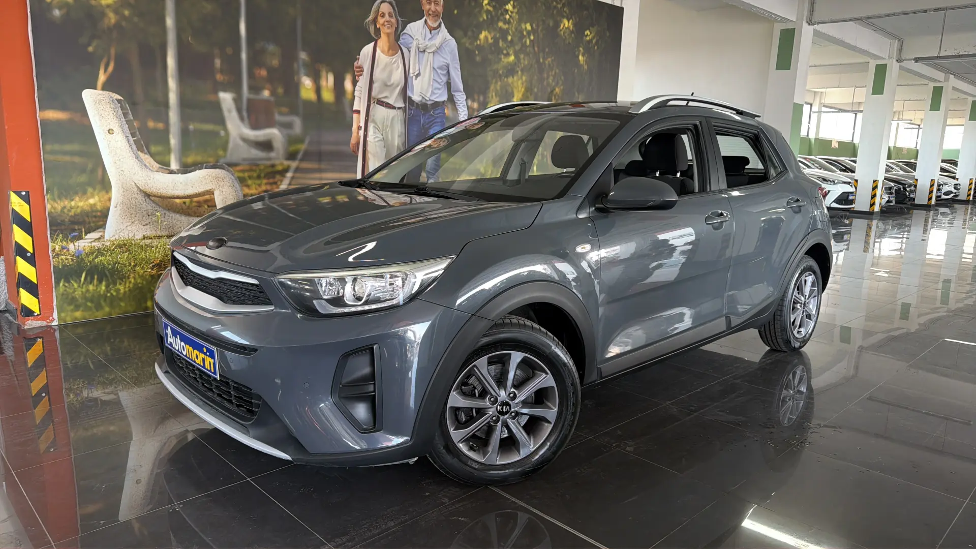 View 1 - Kia Stonic - 2021