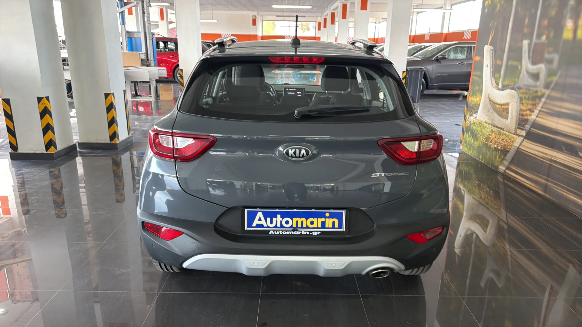 View 5 - Kia Stonic - 2021