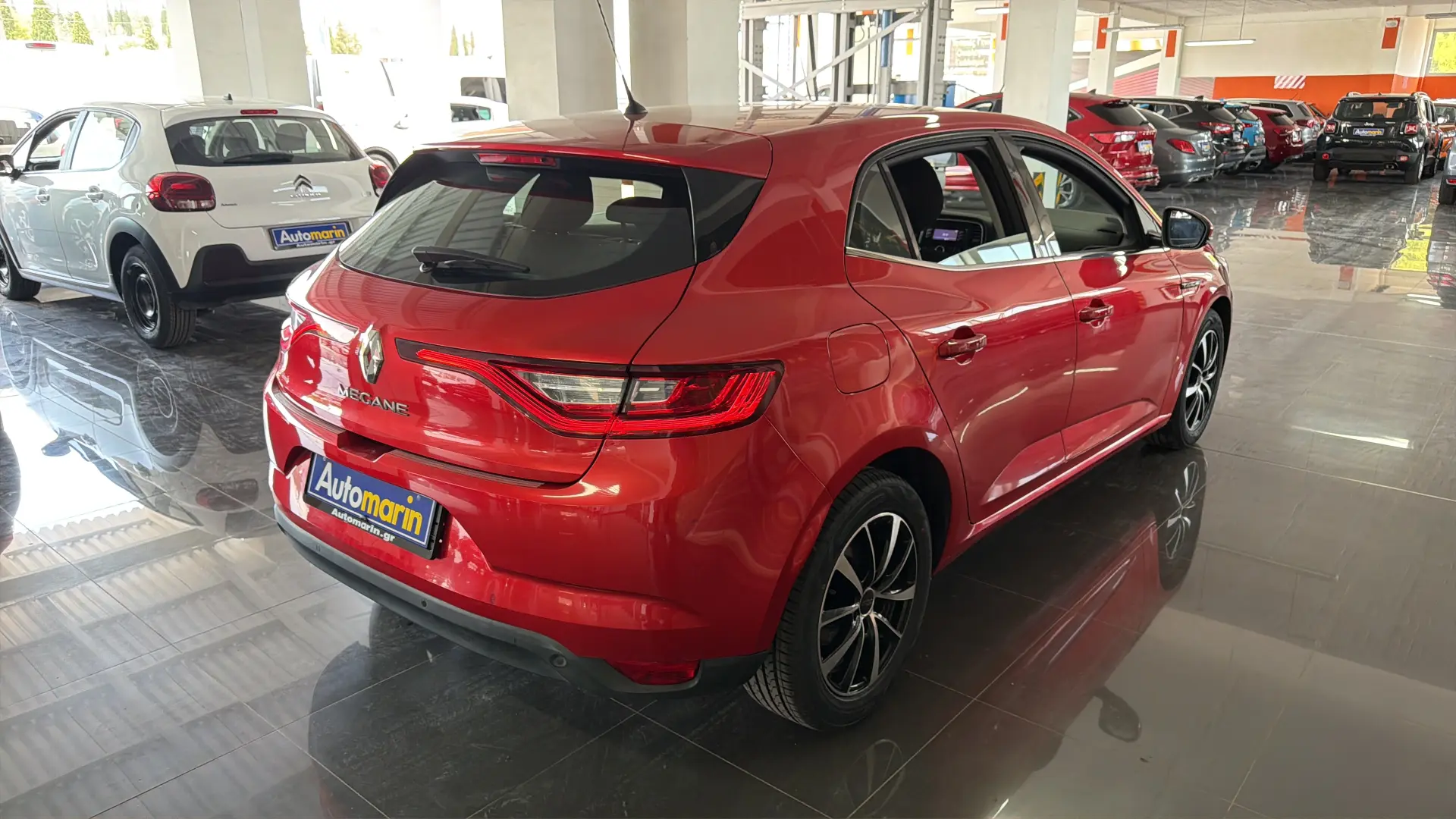 View 4 - Renault Megane - 2017