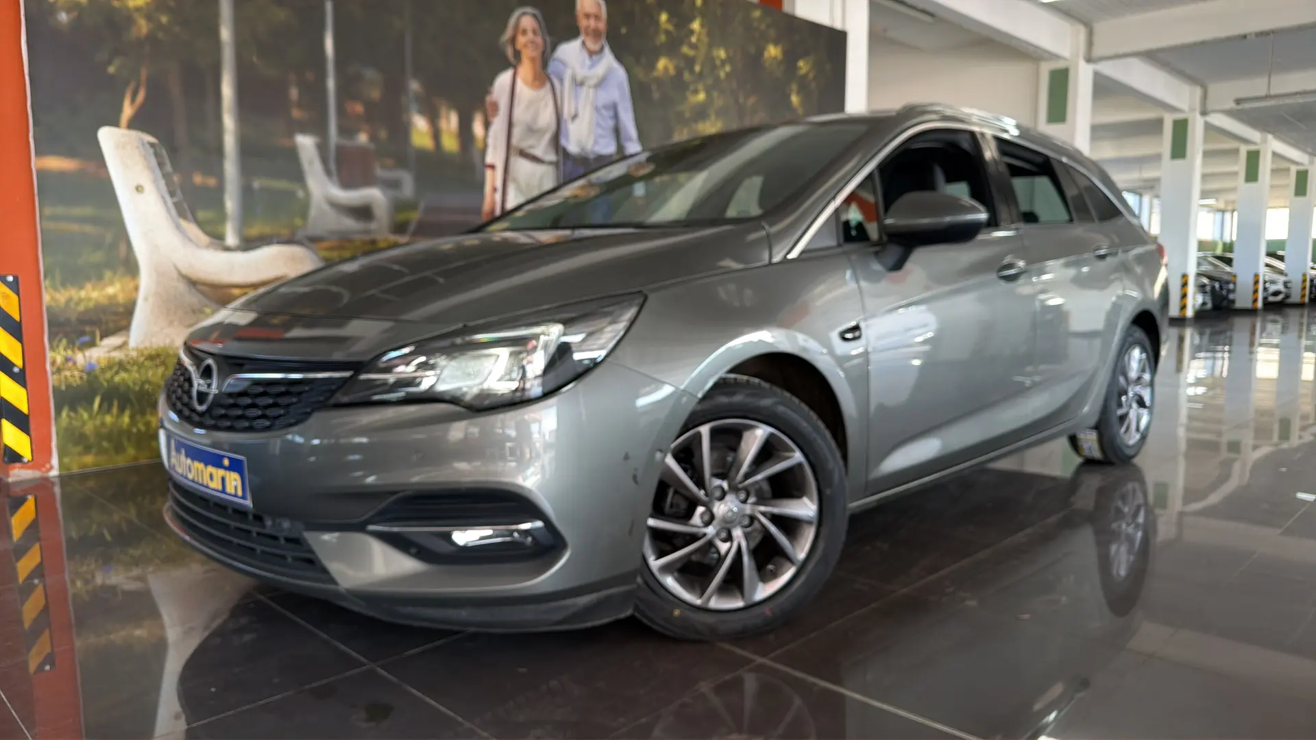View 1 - Opel Astra - 2020
