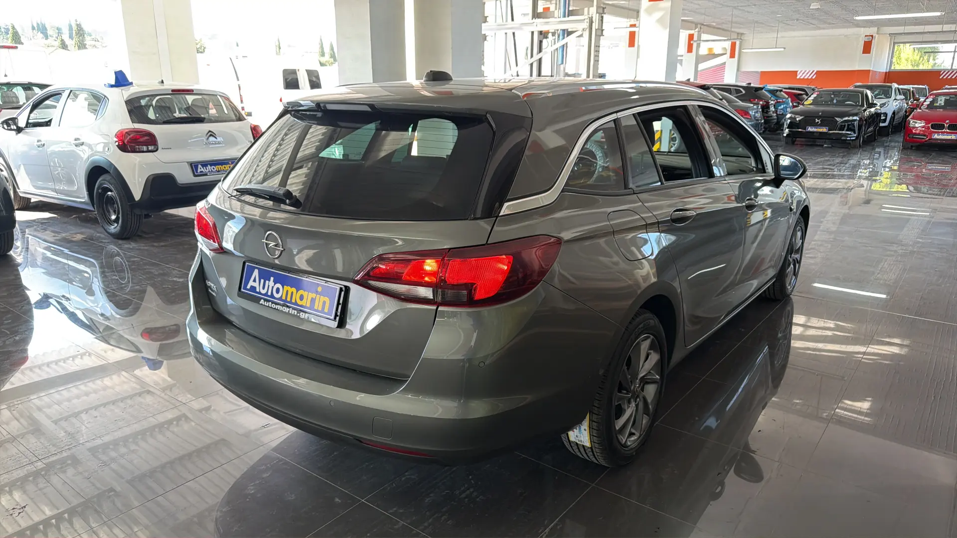 View 4 - Opel Astra - 2020