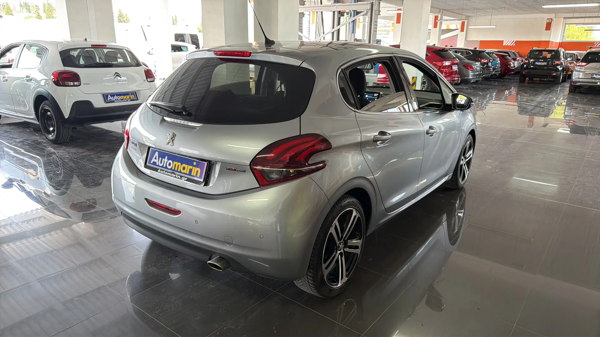 View 4 - Peugeot 208 - 2019
