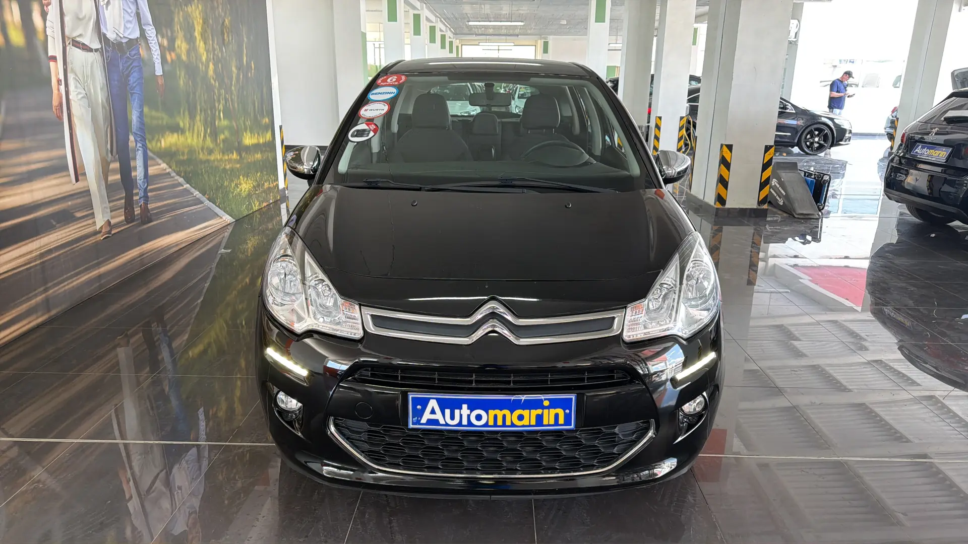 View 2 - Citroen C3 - 2015