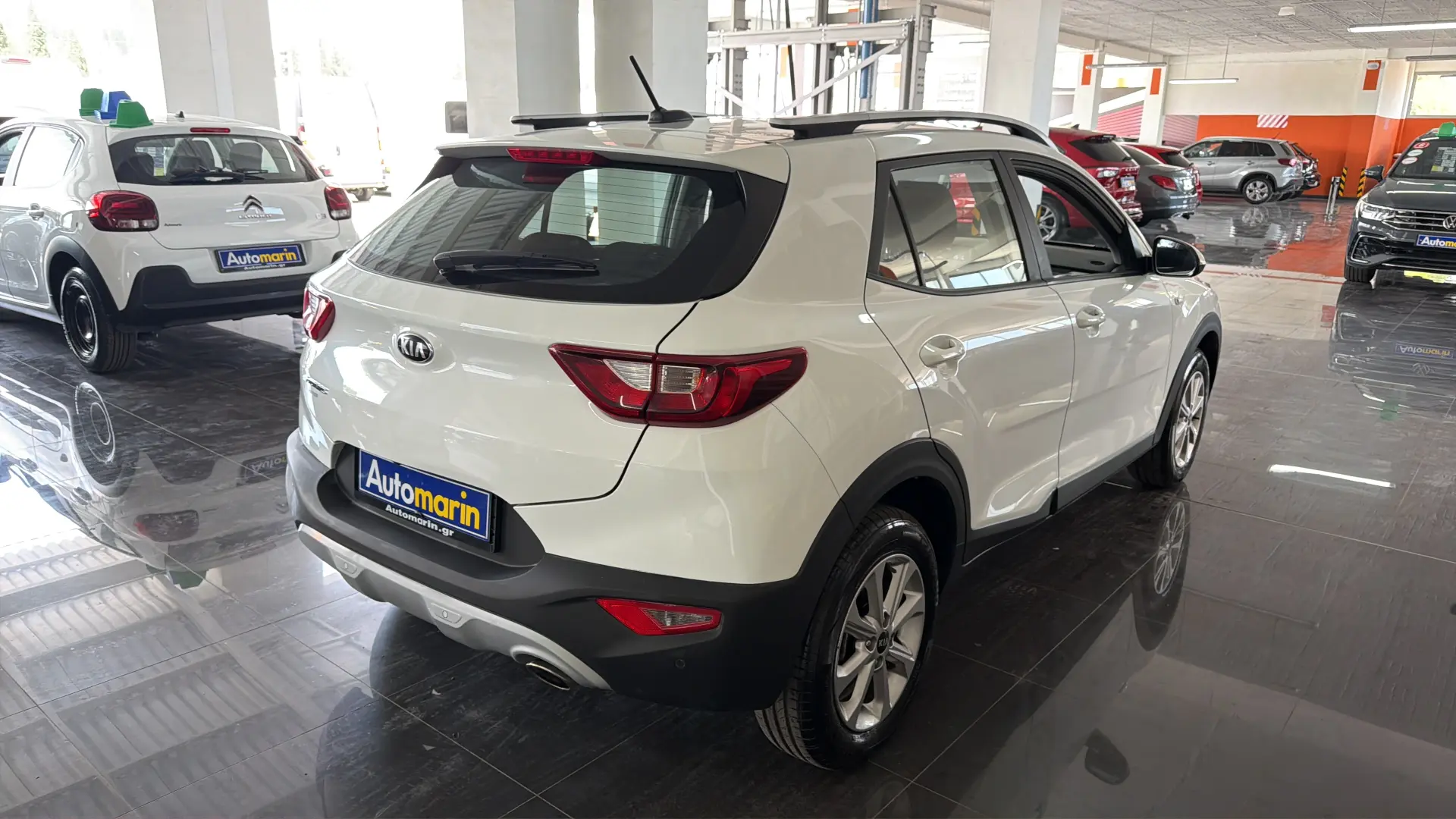 View 4 - Kia Stonic - 2021