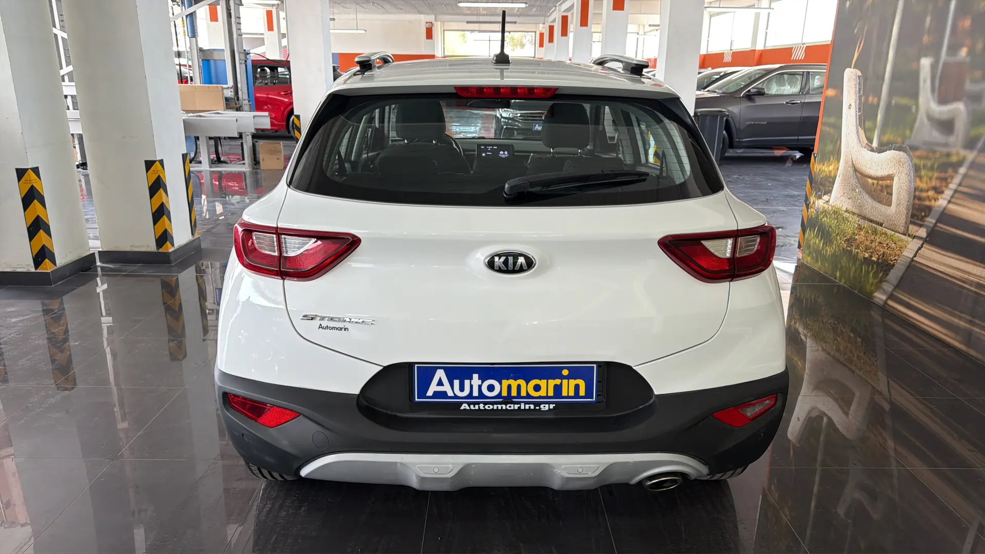 View 5 - Kia Stonic - 2021