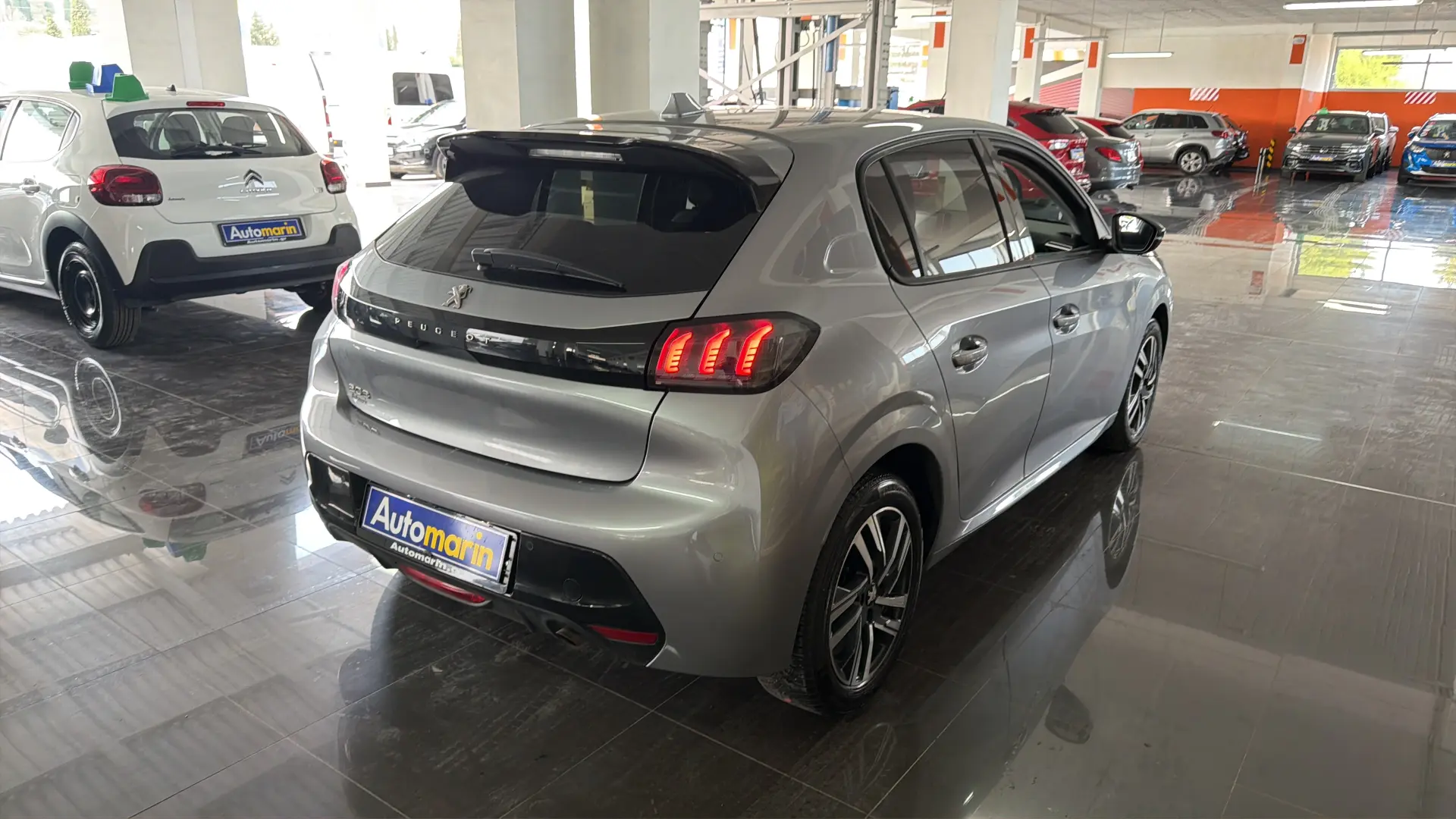 View 4 - Peugeot 208 - 2023