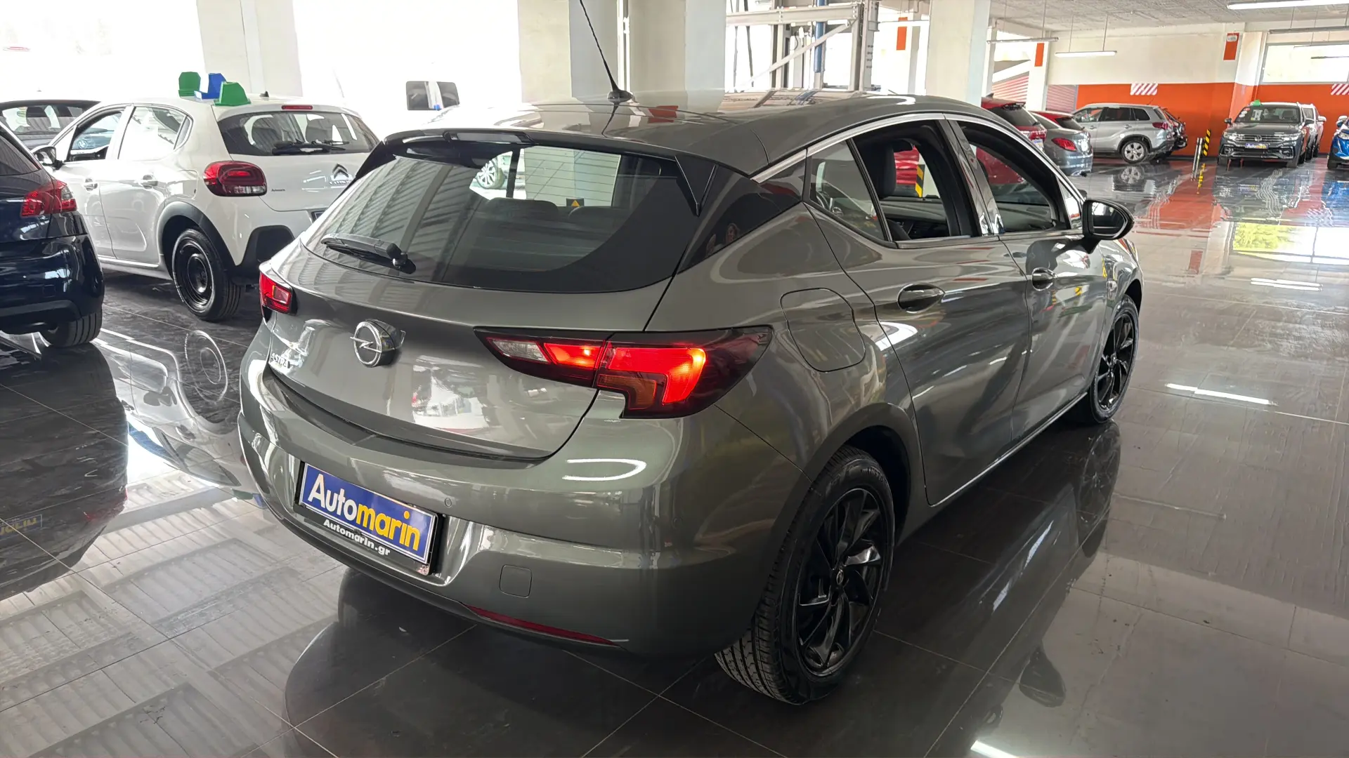 View 4 - Opel Astra - 2021