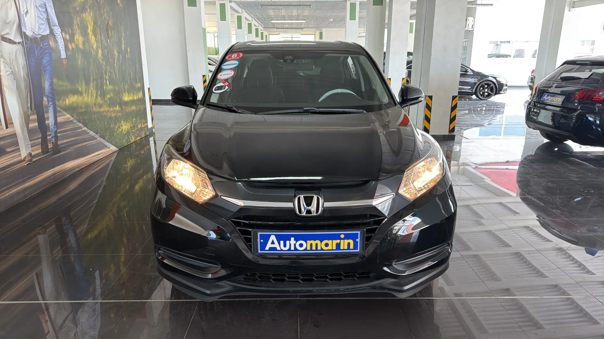 View 2 - Honda HR-V - 2016
