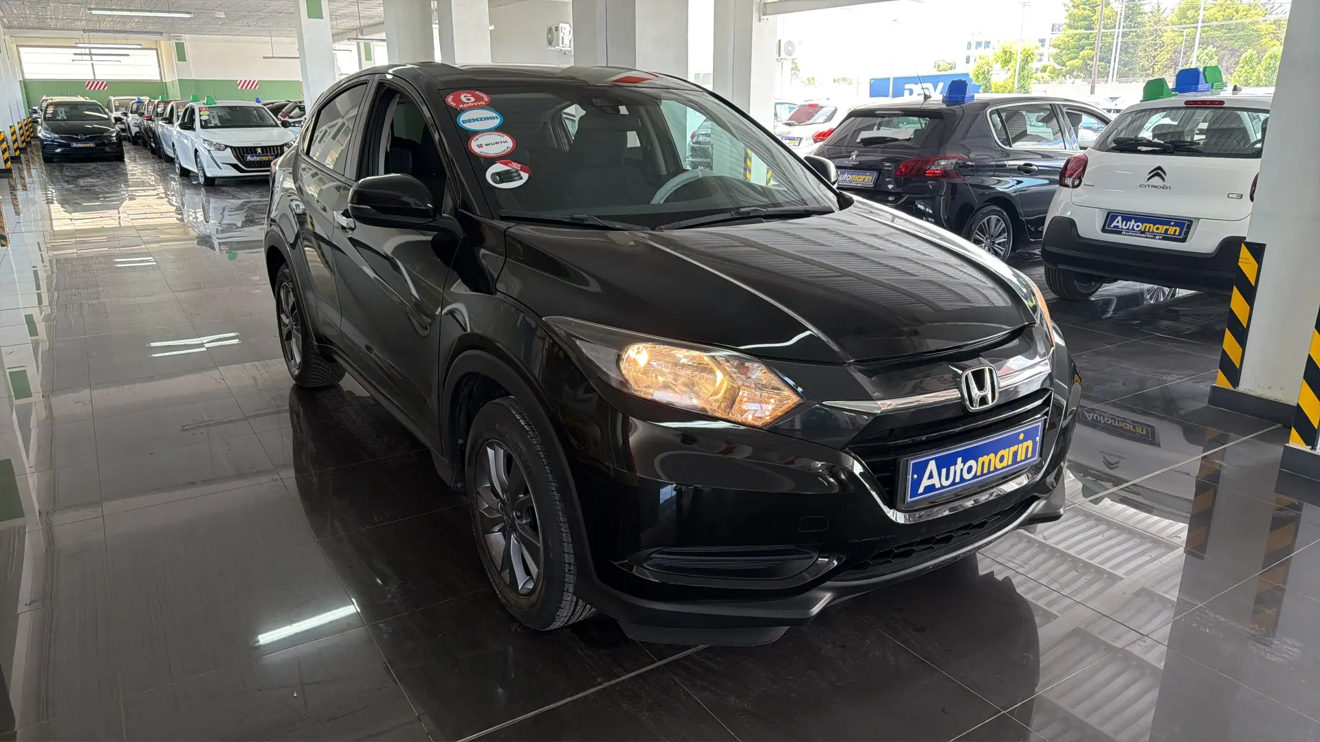 View 3 - Honda HR-V - 2016