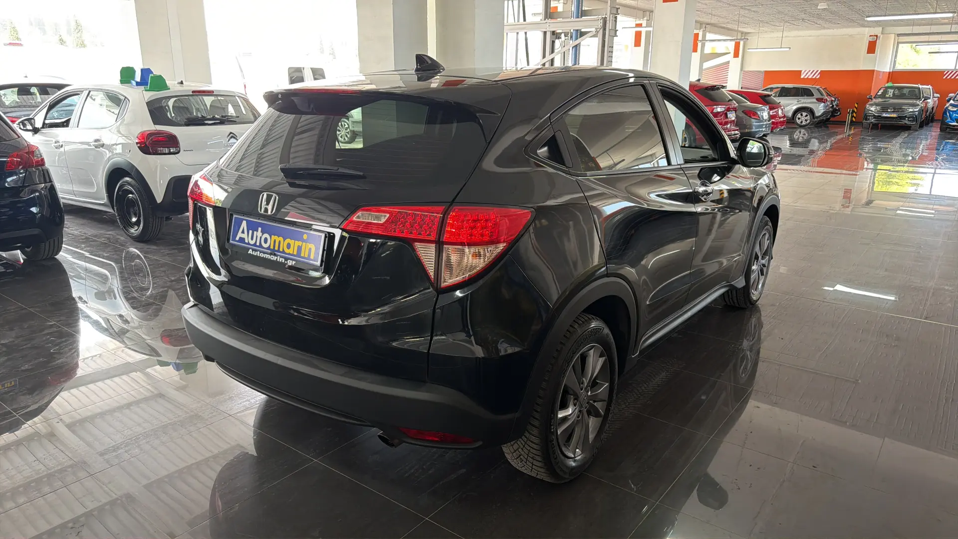 View 4 - Honda HR-V - 2016