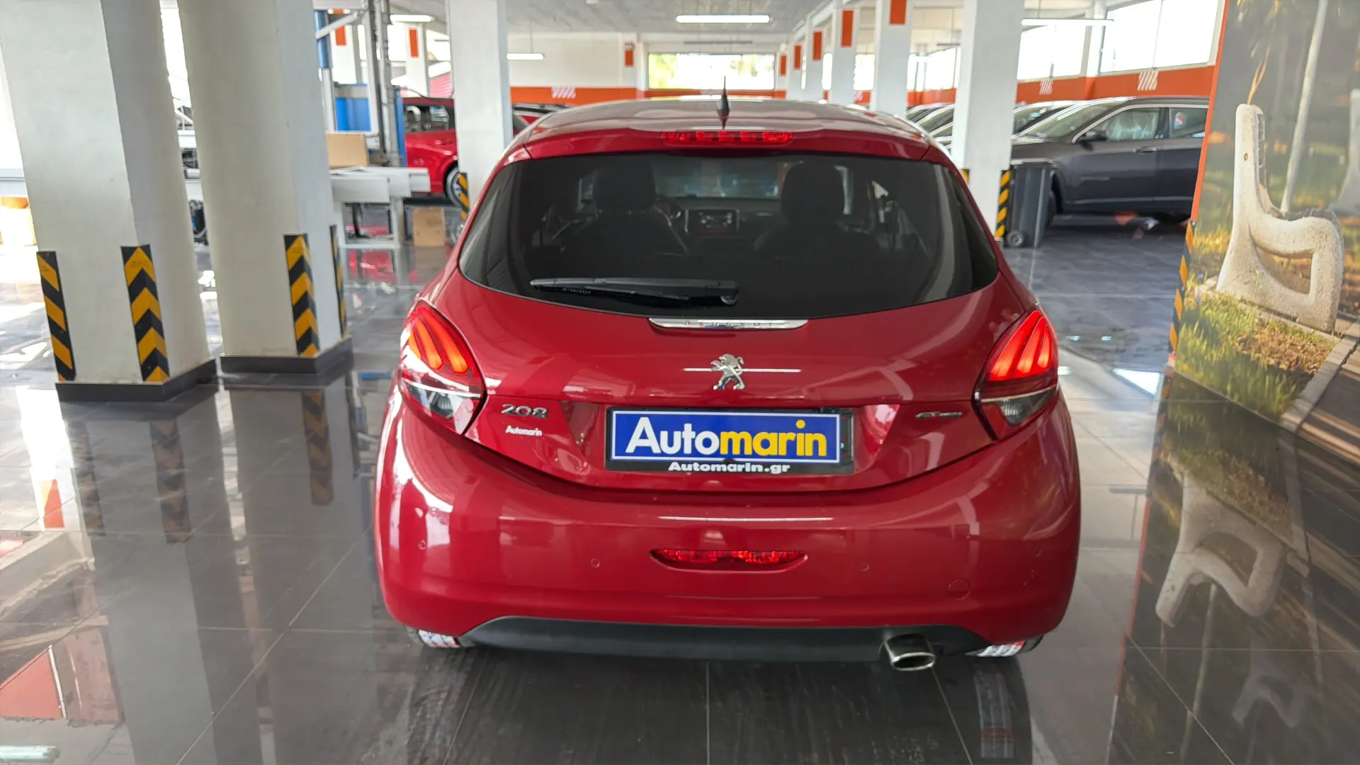 View 5 - Peugeot 208 - 2015