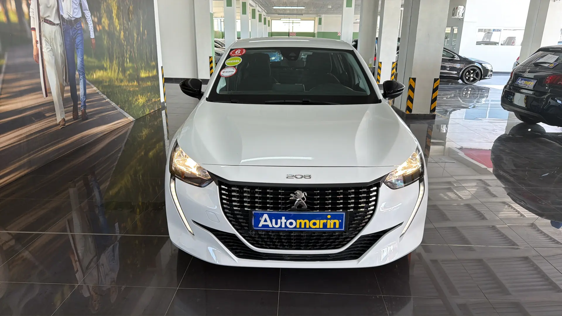 View 2 - Peugeot 208 - 2023