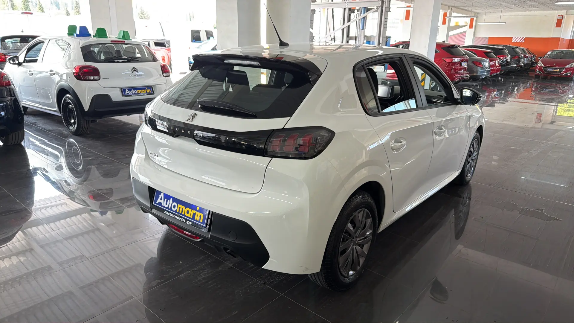 View 4 - Peugeot 208 - 2023