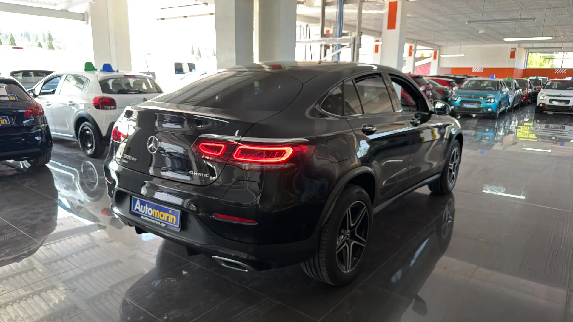 View 4 - Mercedes-Benz GLC 300 - 2021