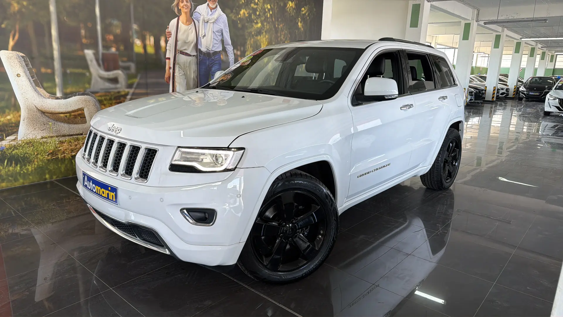 View 1 - Jeep Grand Cherokee - 2016