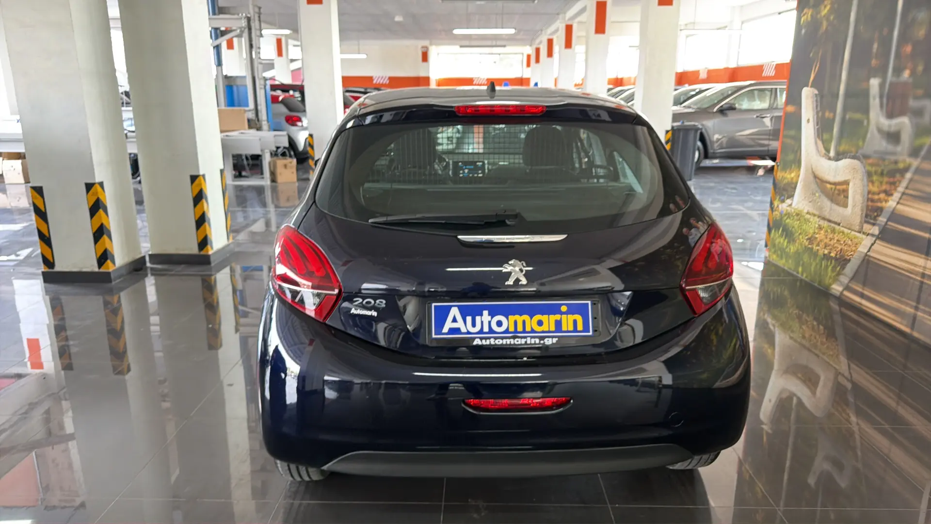View 5 - Peugeot 208 - 2019